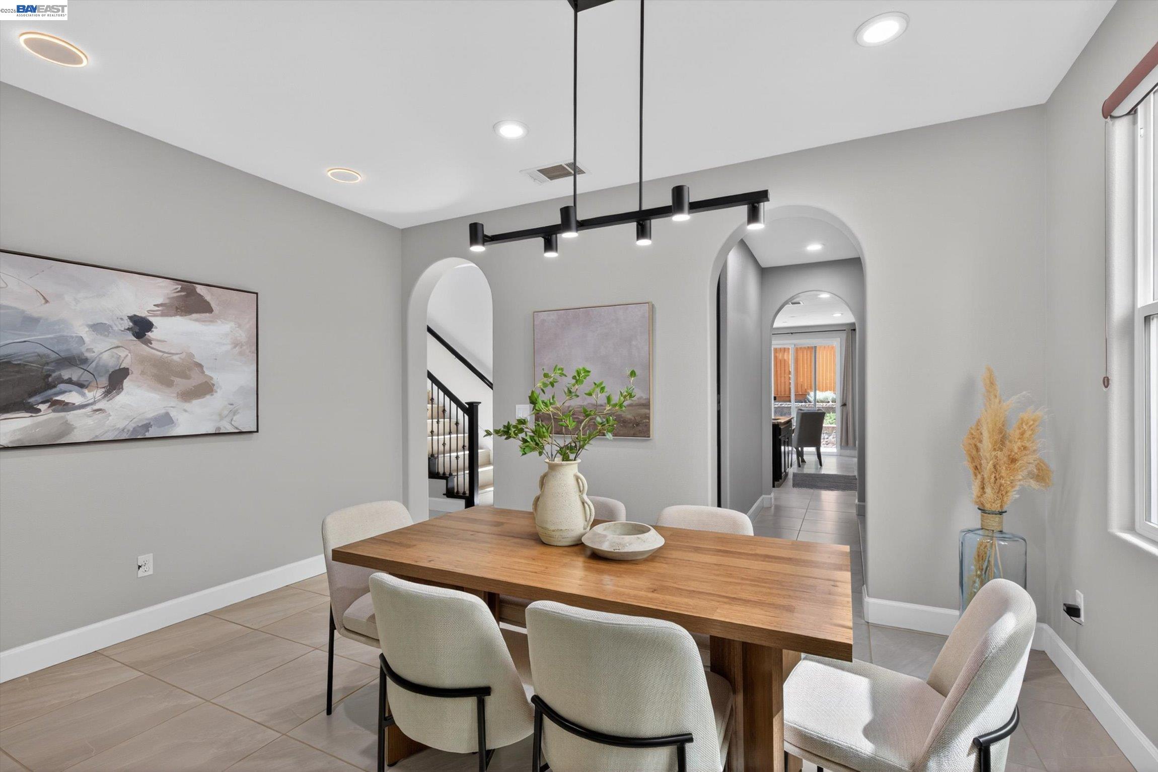 Detail Gallery Image 10 of 56 For 513 Crocus Hill Ct, San Ramon,  CA 94582 - 5 Beds | 3/1 Baths