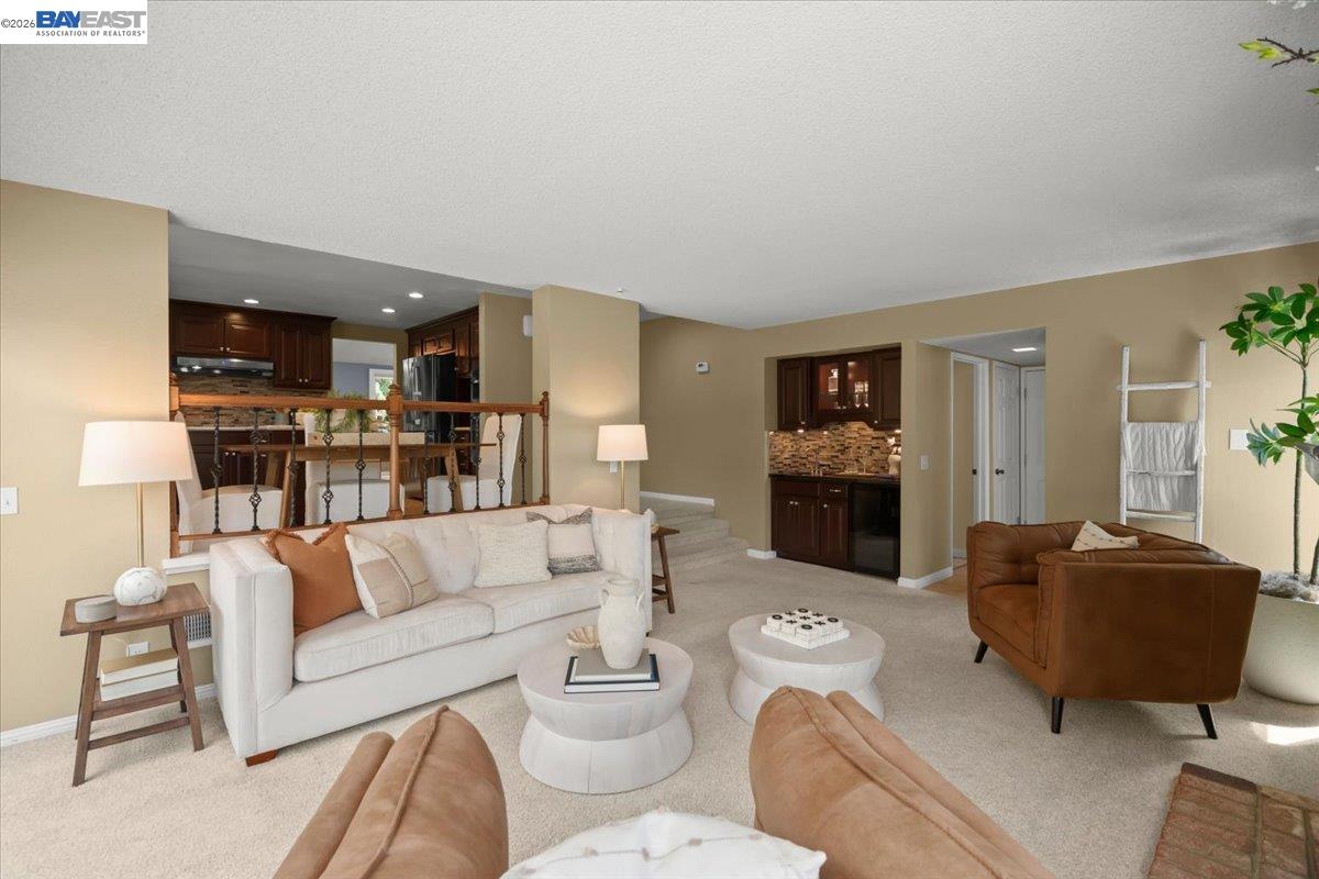 Detail Gallery Image 10 of 28 For 4115 Sedge St, Fremont,  CA 94555 - 4 Beds | 2/1 Baths