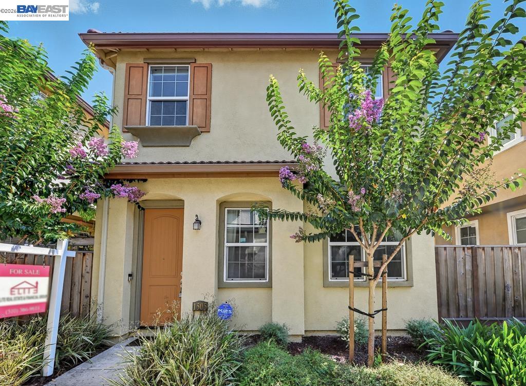 Front Image Thumbnail for BE41131257