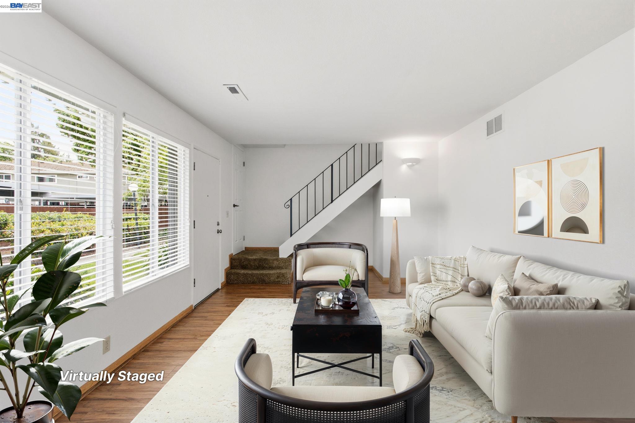 Detail Gallery Image 2 of 42 For 3002 Tonopah Cir, Pleasanton,  CA 94588 - 3 Beds | 1/1 Baths