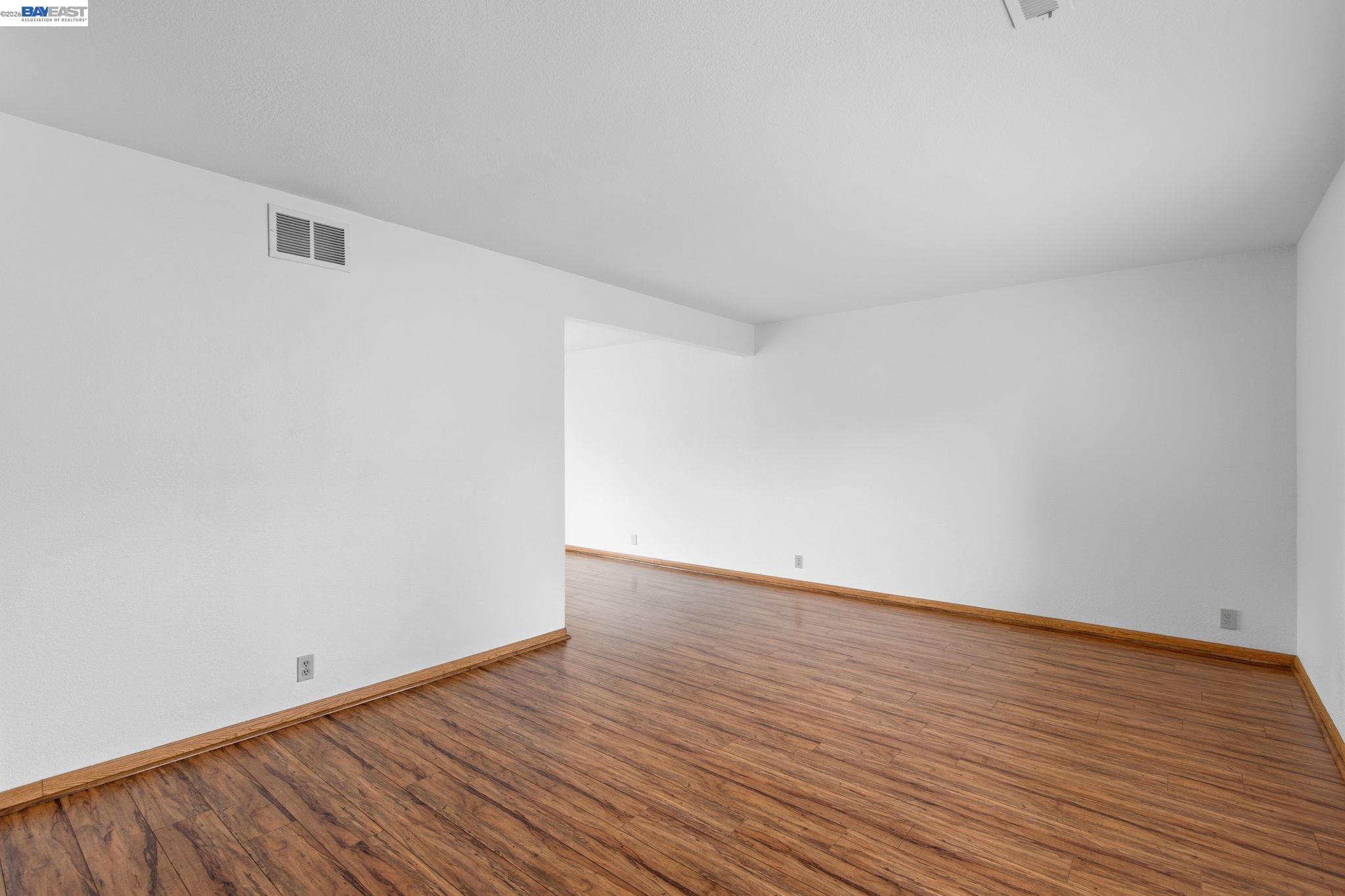 Photo #13: 41131258 Listing: Photo #13