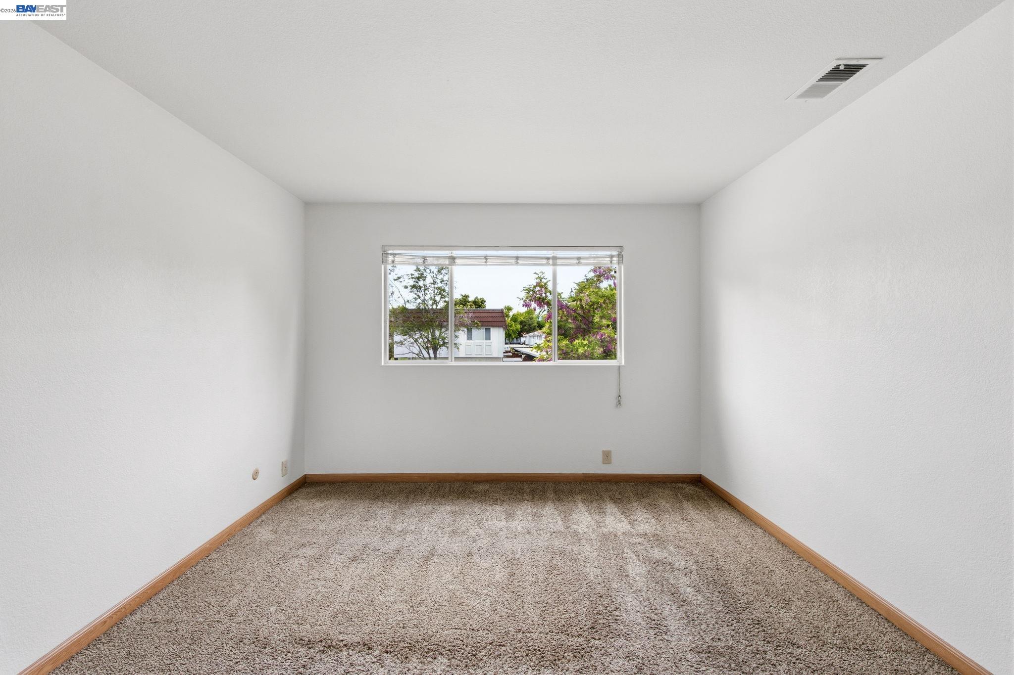 Photo #9: 41131258 Listing: Photo #9