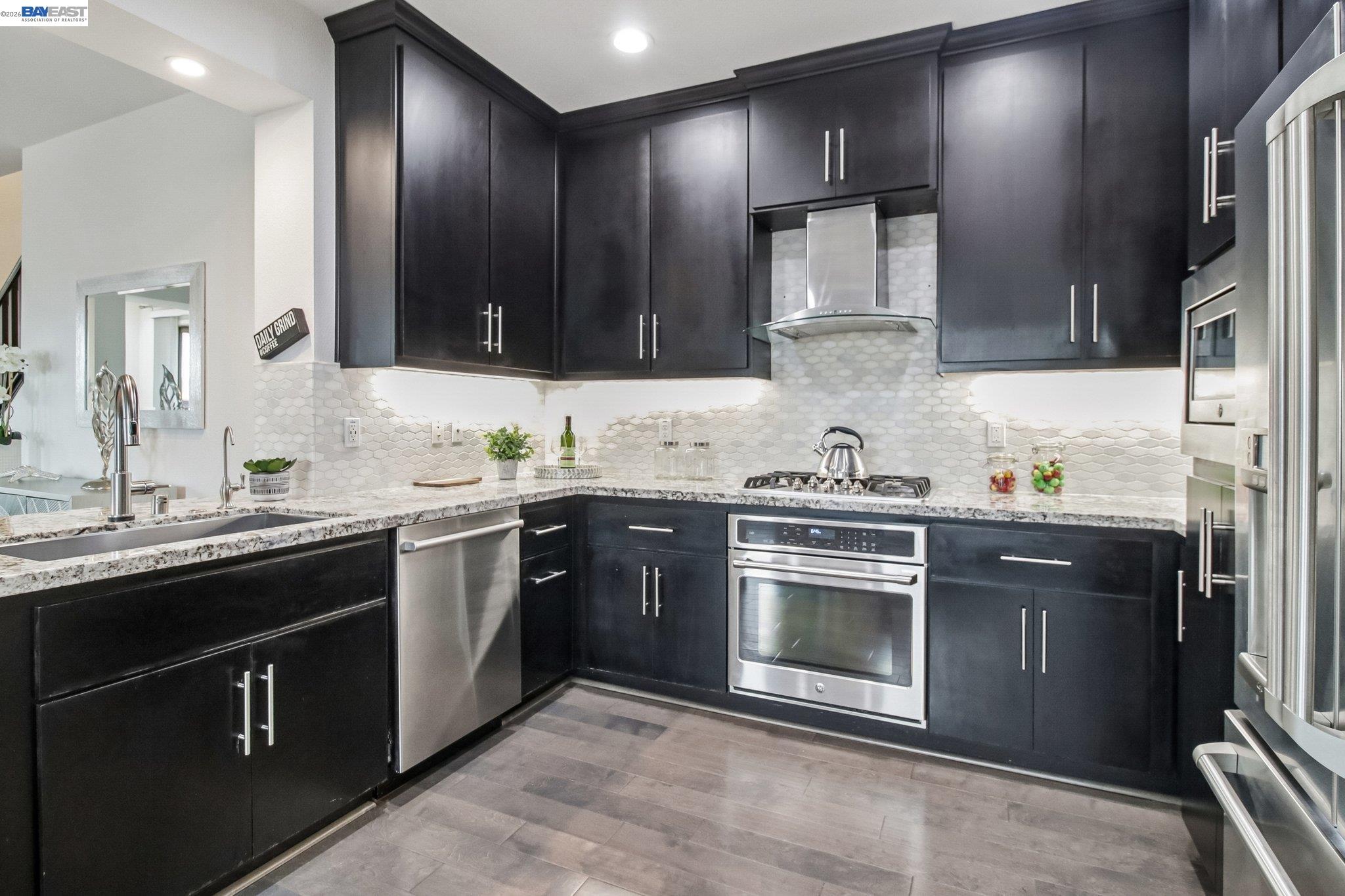 Detail Gallery Image 15 of 60 For 601 Sandalwood Dr #2,  Livermore,  CA 94551 - 3 Beds | 3 Baths