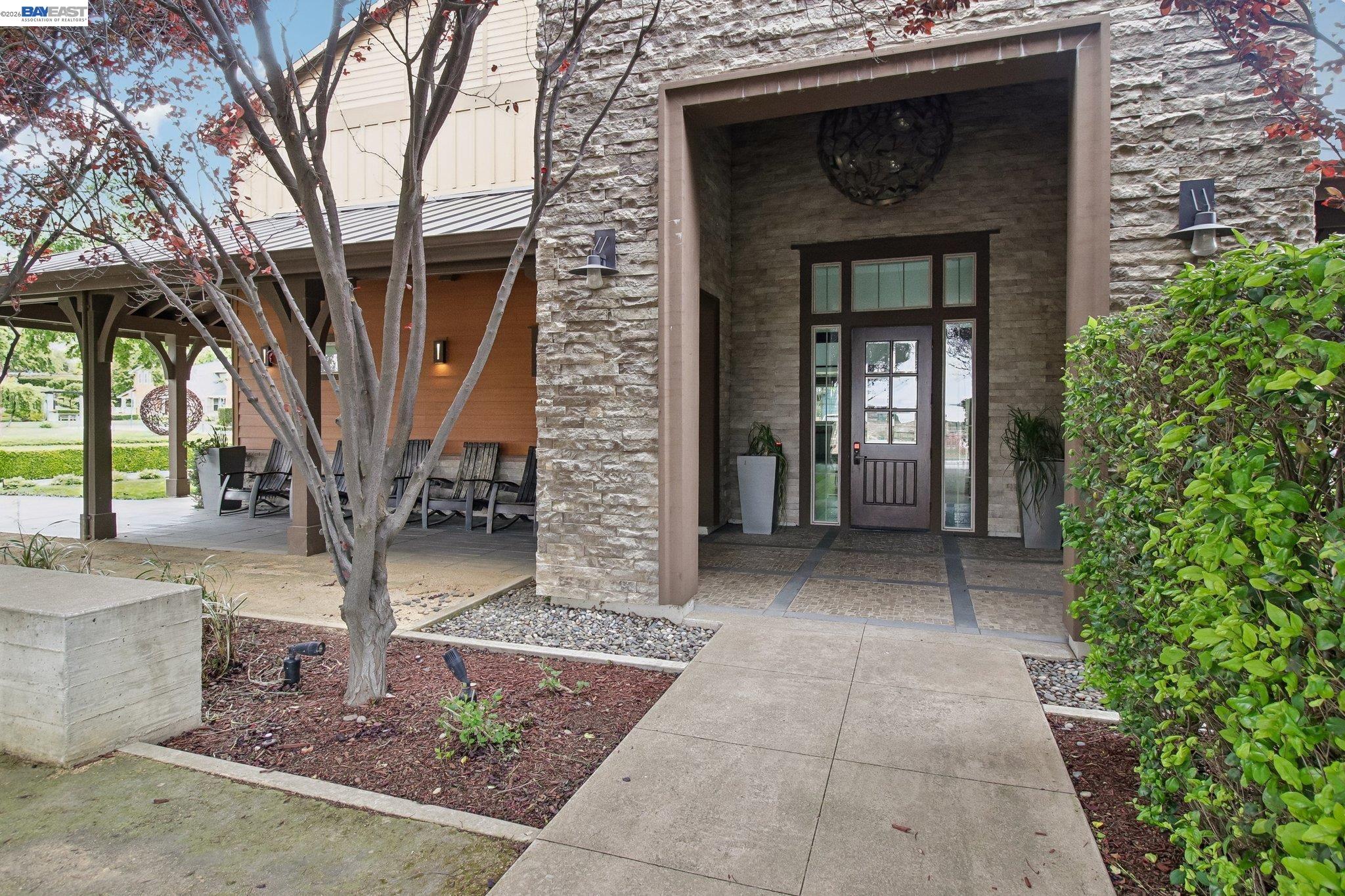 Detail Gallery Image 44 of 60 For 601 Sandalwood Dr #2,  Livermore,  CA 94551 - 3 Beds | 3 Baths