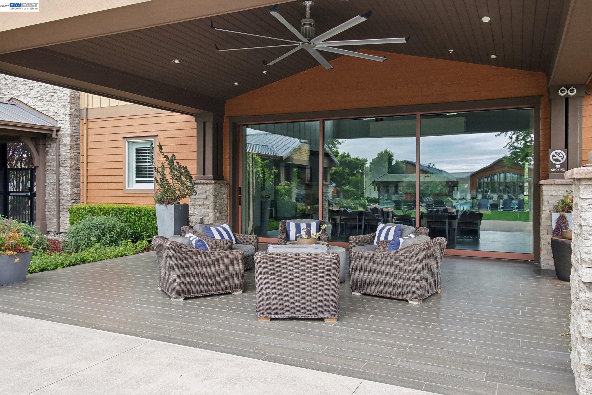 Detail Gallery Image 46 of 60 For 601 Sandalwood Dr #2,  Livermore,  CA 94551 - 3 Beds | 3 Baths