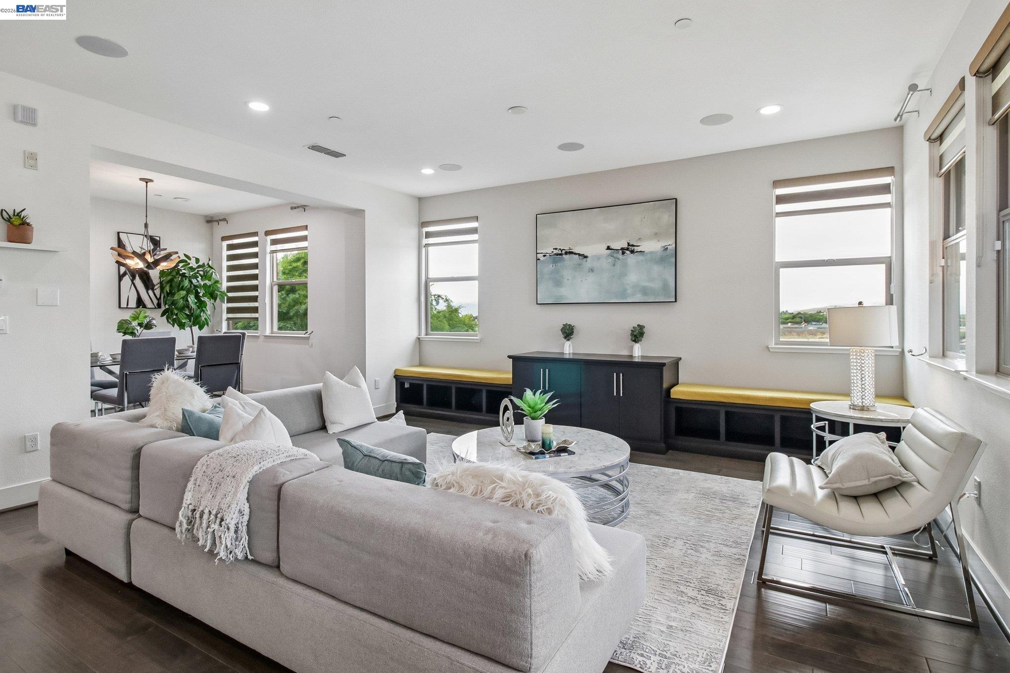 Detail Gallery Image 6 of 60 For 601 Sandalwood Dr #2,  Livermore,  CA 94551 - 3 Beds | 3 Baths