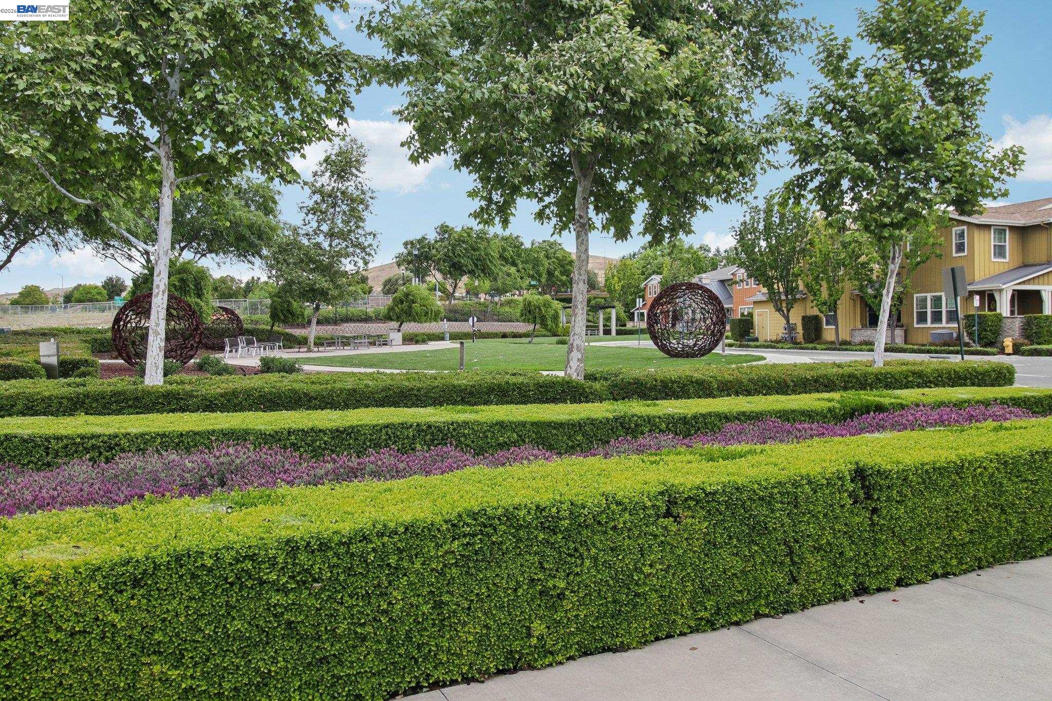 Detail Gallery Image 55 of 60 For 601 Sandalwood Dr #2,  Livermore,  CA 94551 - 3 Beds | 3 Baths