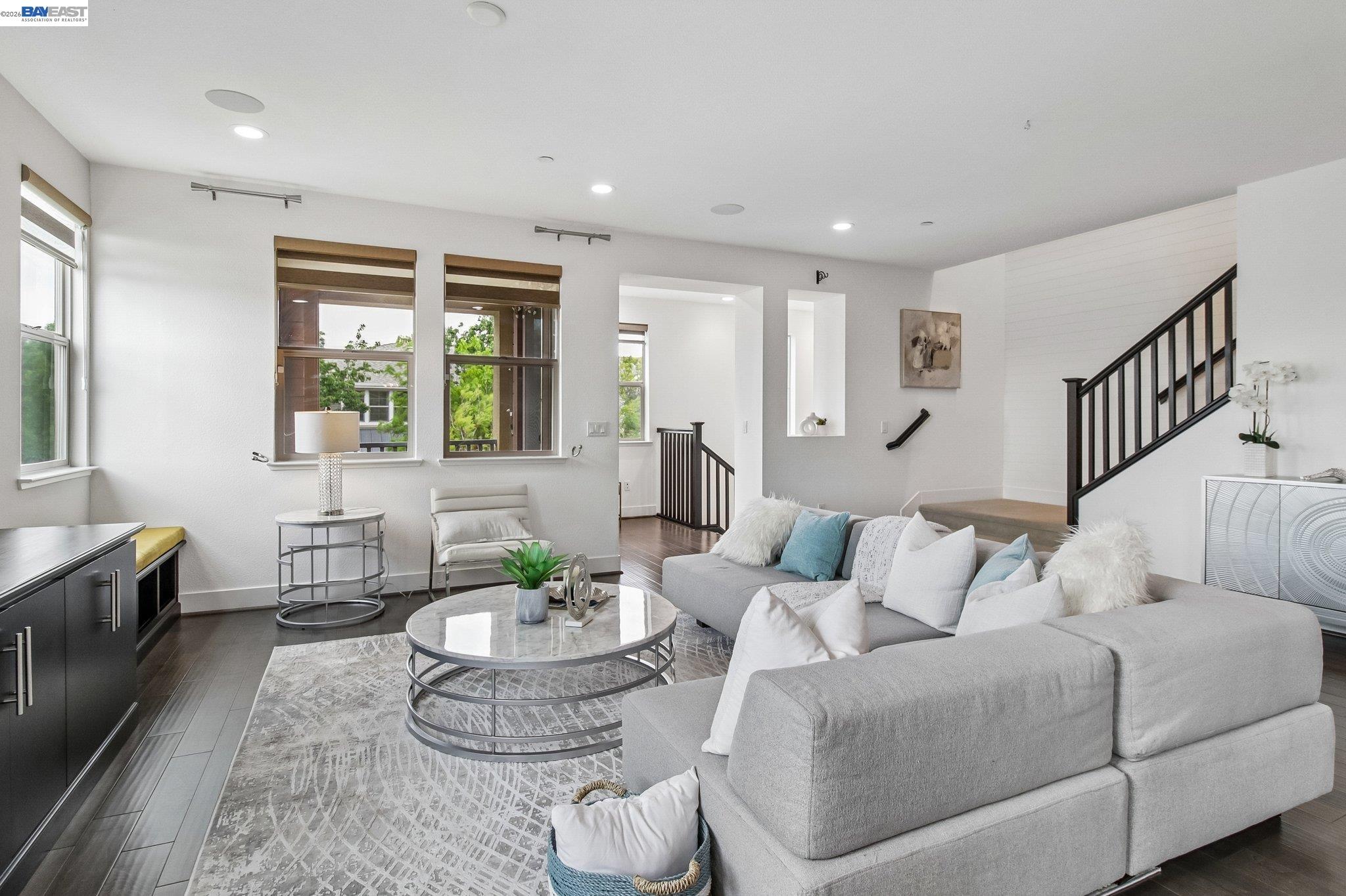 Detail Gallery Image 8 of 60 For 601 Sandalwood Dr #2,  Livermore,  CA 94551 - 3 Beds | 3 Baths