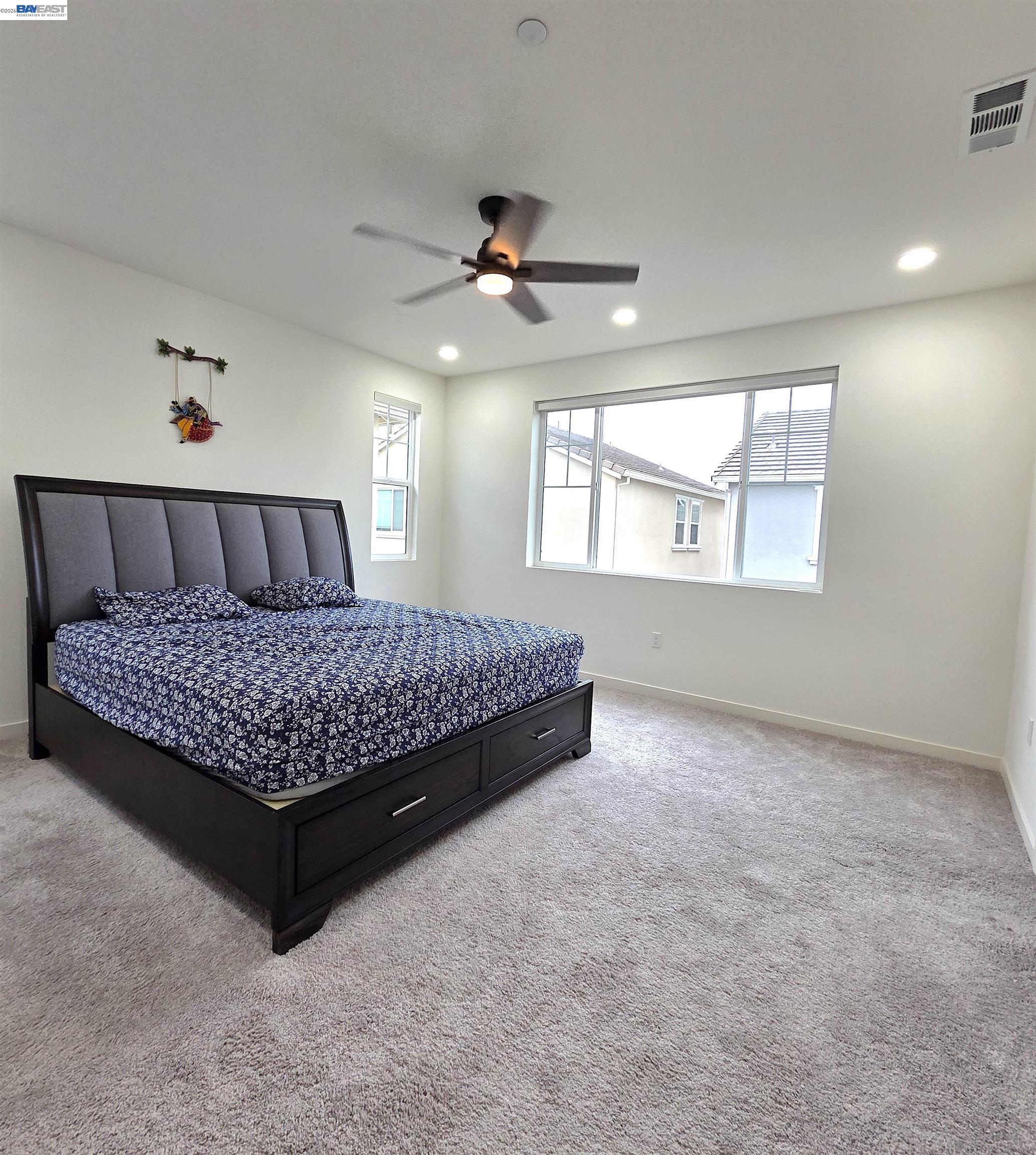 Detail Gallery Image 12 of 38 For 5390 Shenandoah Valley Ln, Antioch,  CA 94531 - 4 Beds | 3 Baths