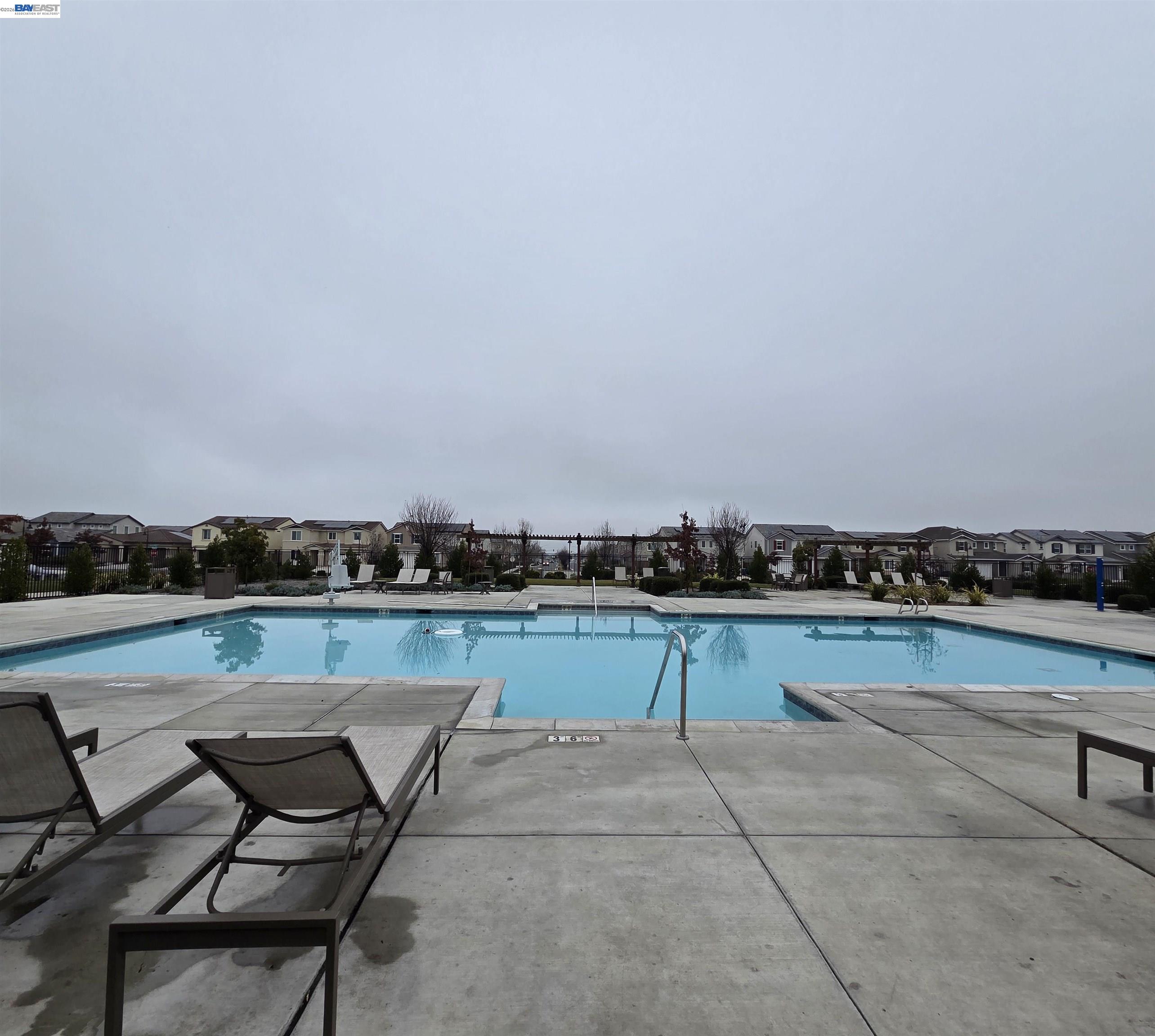 Detail Gallery Image 26 of 38 For 5390 Shenandoah Valley Ln, Antioch,  CA 94531 - 4 Beds | 3 Baths