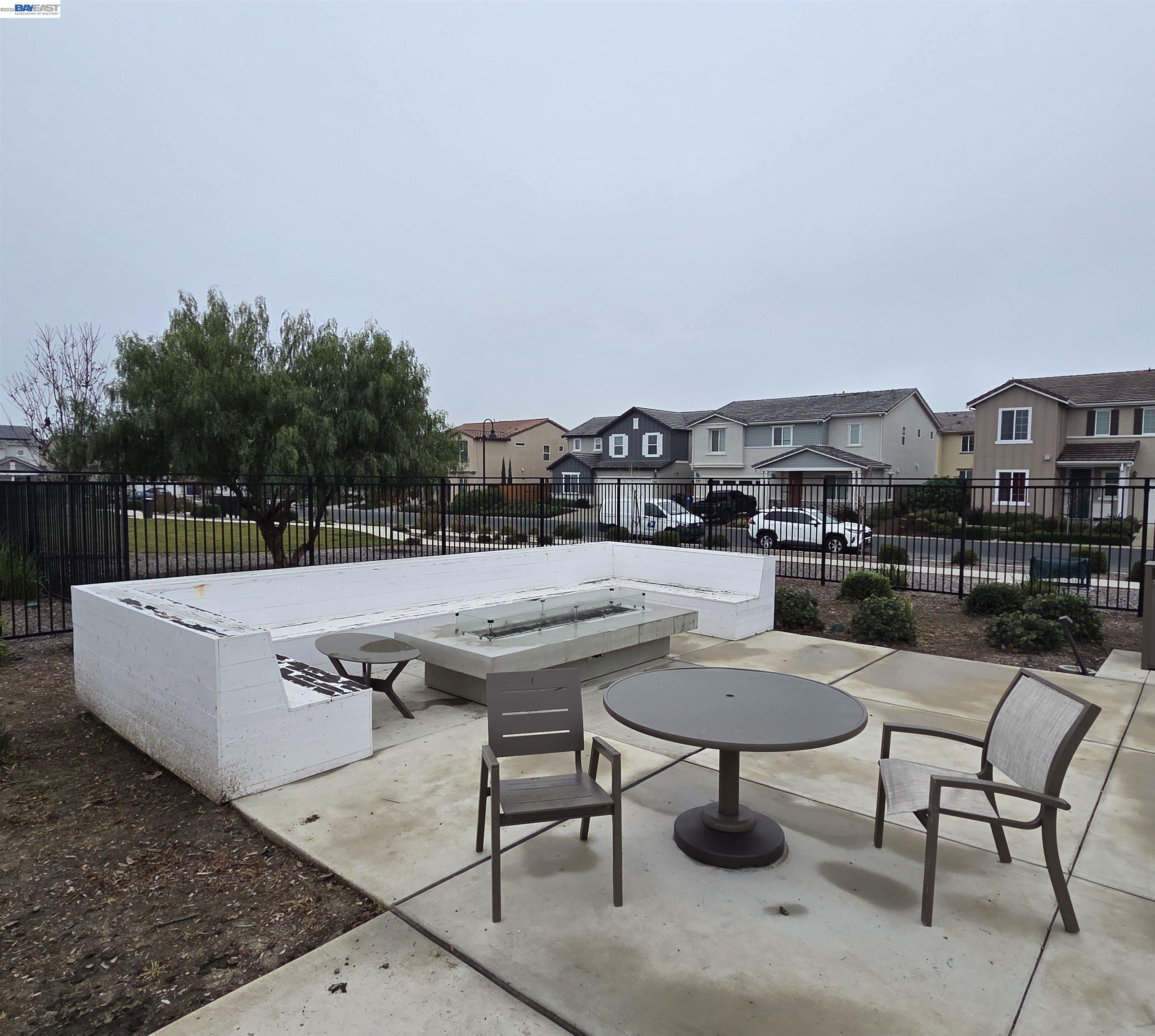 Detail Gallery Image 36 of 38 For 5390 Shenandoah Valley Ln, Antioch,  CA 94531 - 4 Beds | 3 Baths