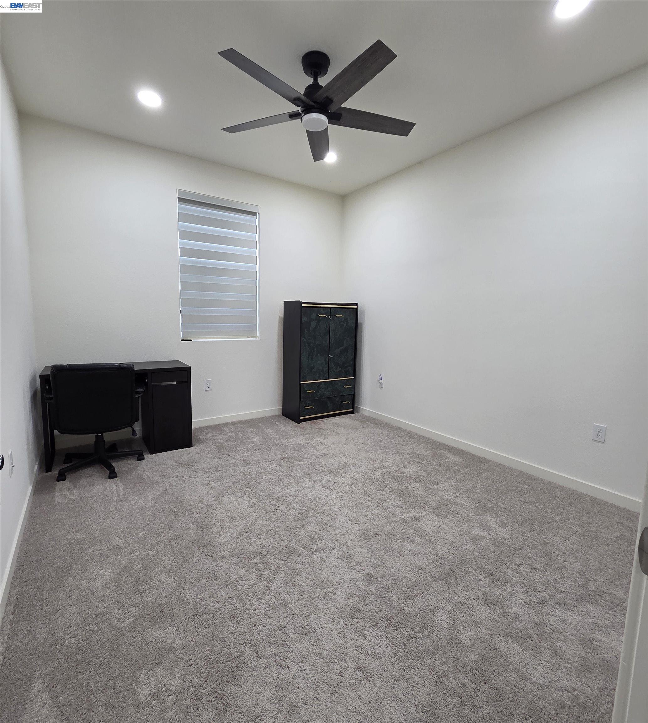 Detail Gallery Image 10 of 38 For 5390 Shenandoah Valley Ln, Antioch,  CA 94531 - 4 Beds | 3 Baths