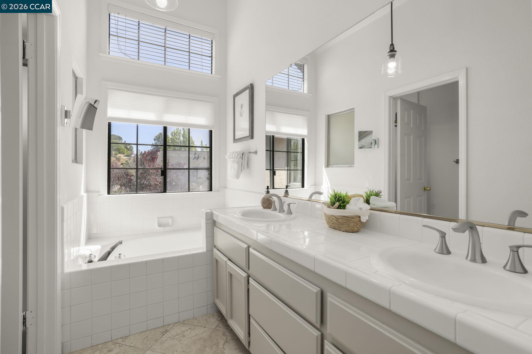172 Haslemere Ct, Lafayette, CA, 94549