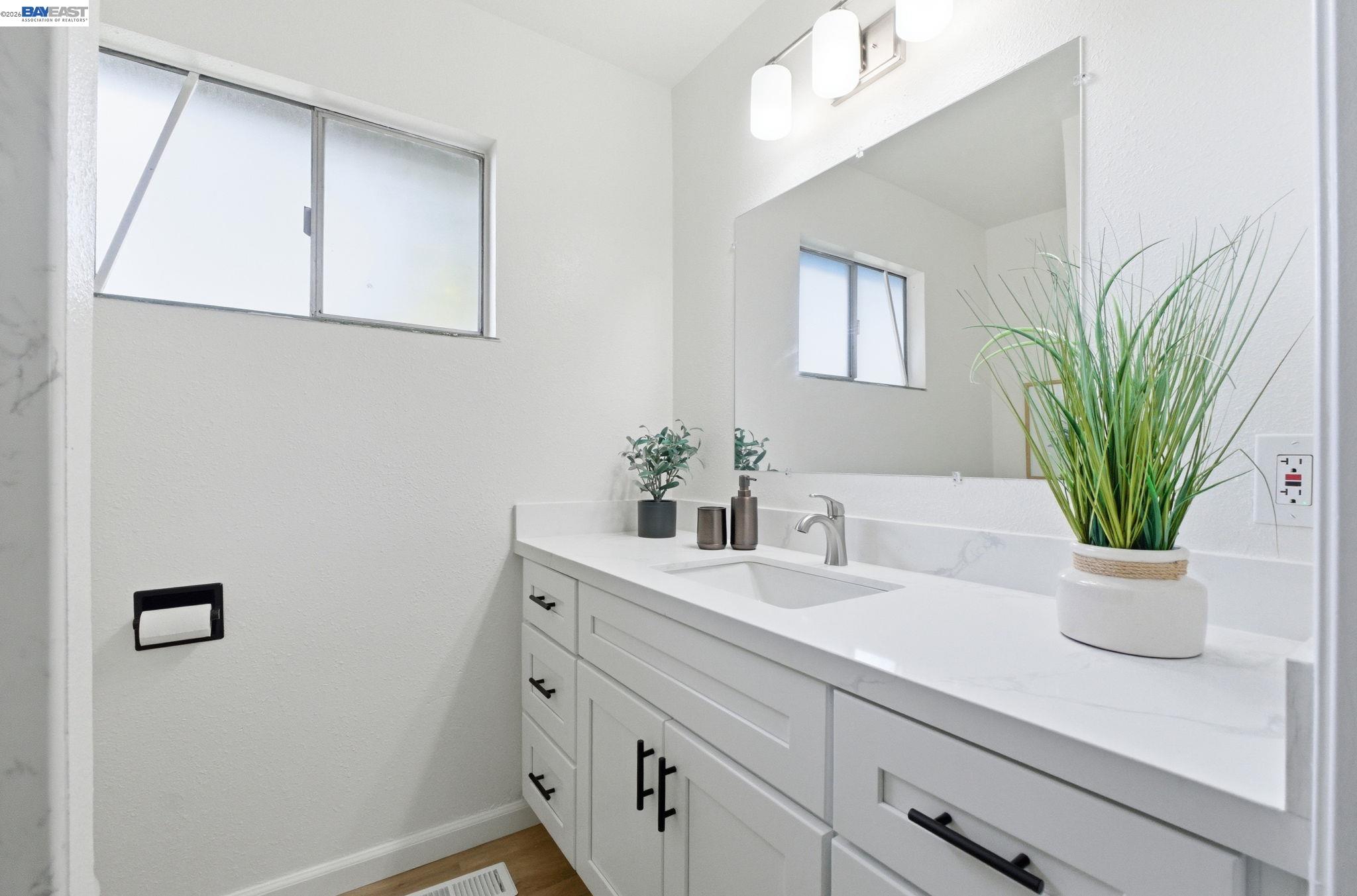 1902 Evergreen Ave, San Leandro, CA, 94577