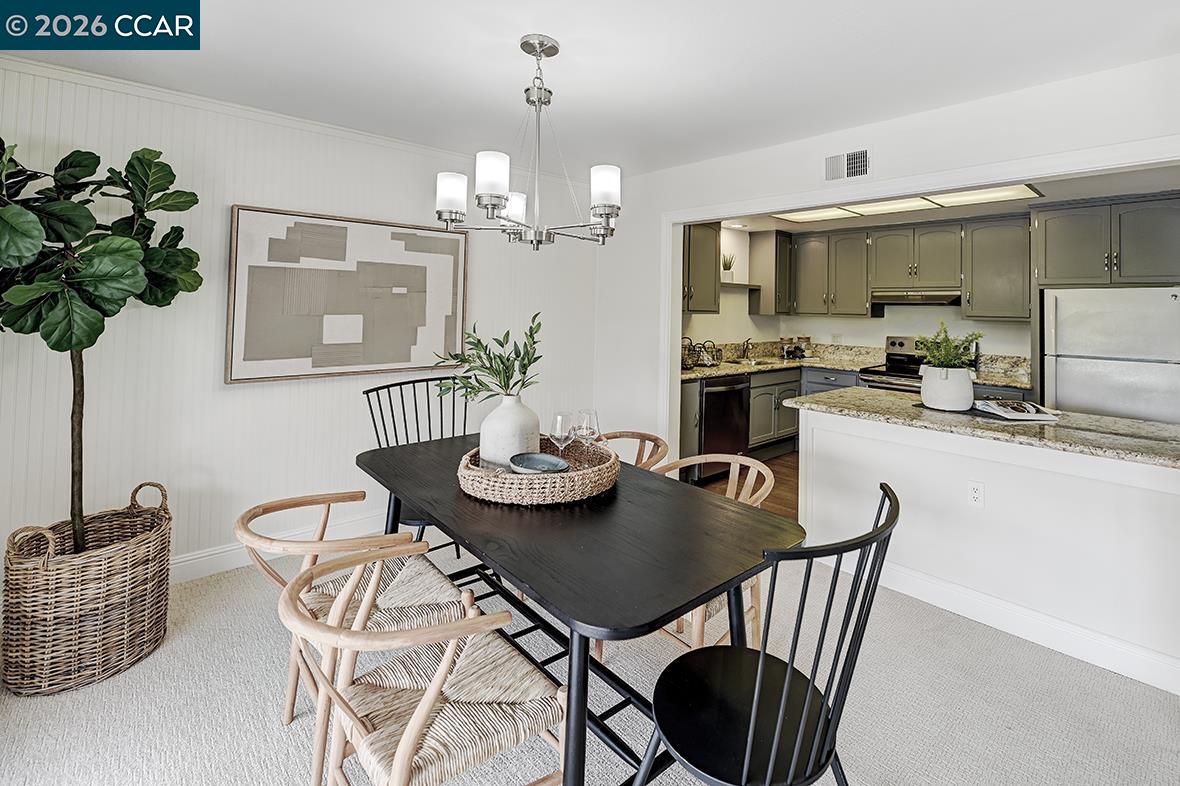 Photo #8: 41131271 Listing: Photo #8