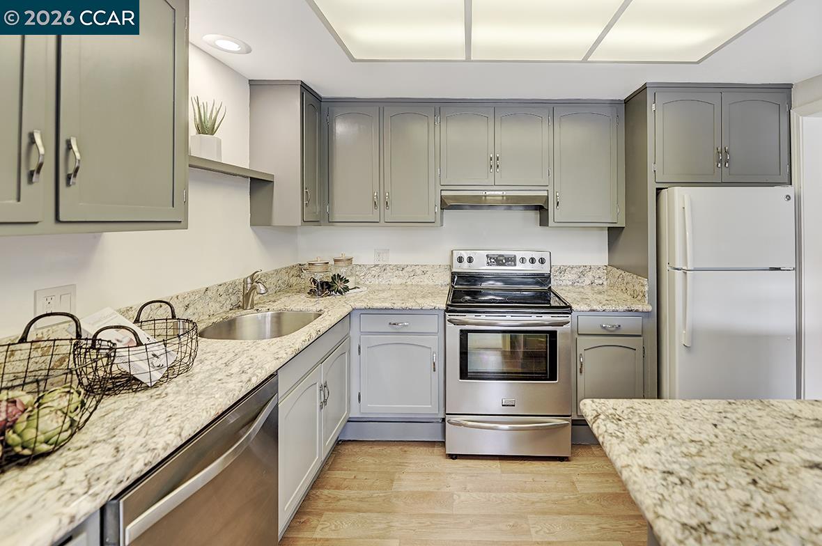 Photo #10: 41131271 Listing: Photo #10