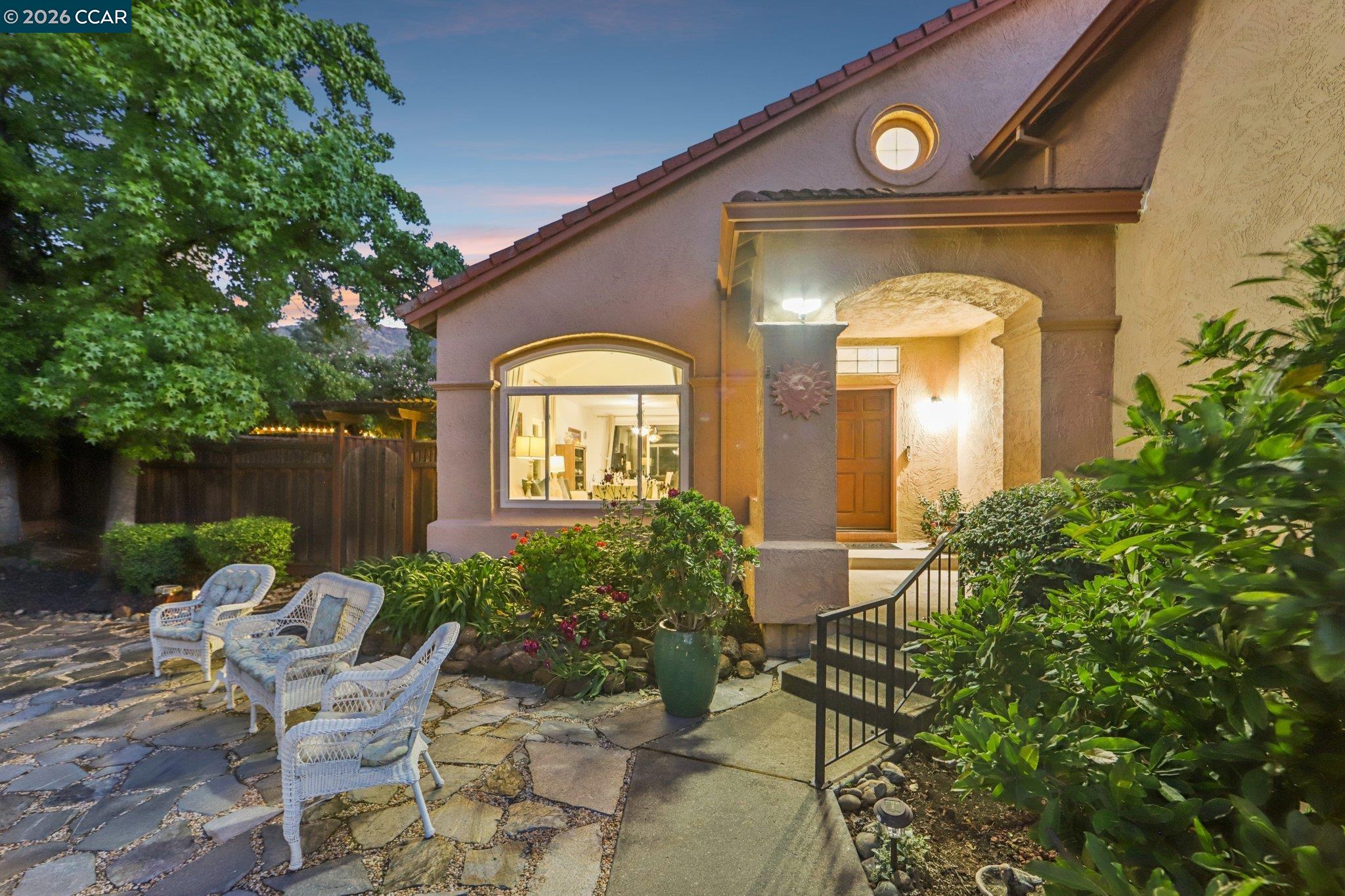 Detail Gallery Image 40 of 47 For 242 El Pueblo Pl, Clayton,  CA 94517 - 4 Beds | 3 Baths