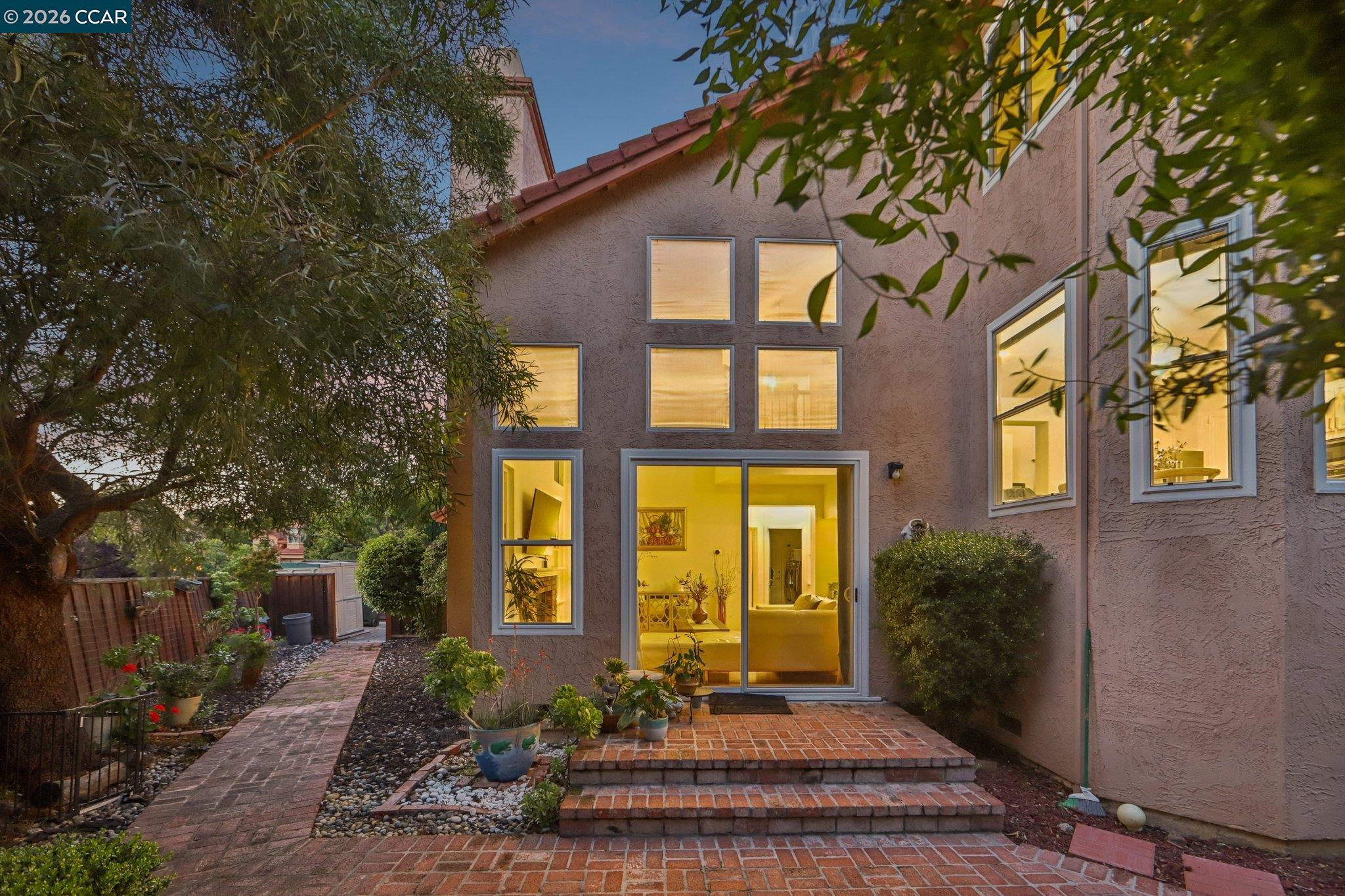 242 El Pueblo Pl, Clayton, CA, 94517