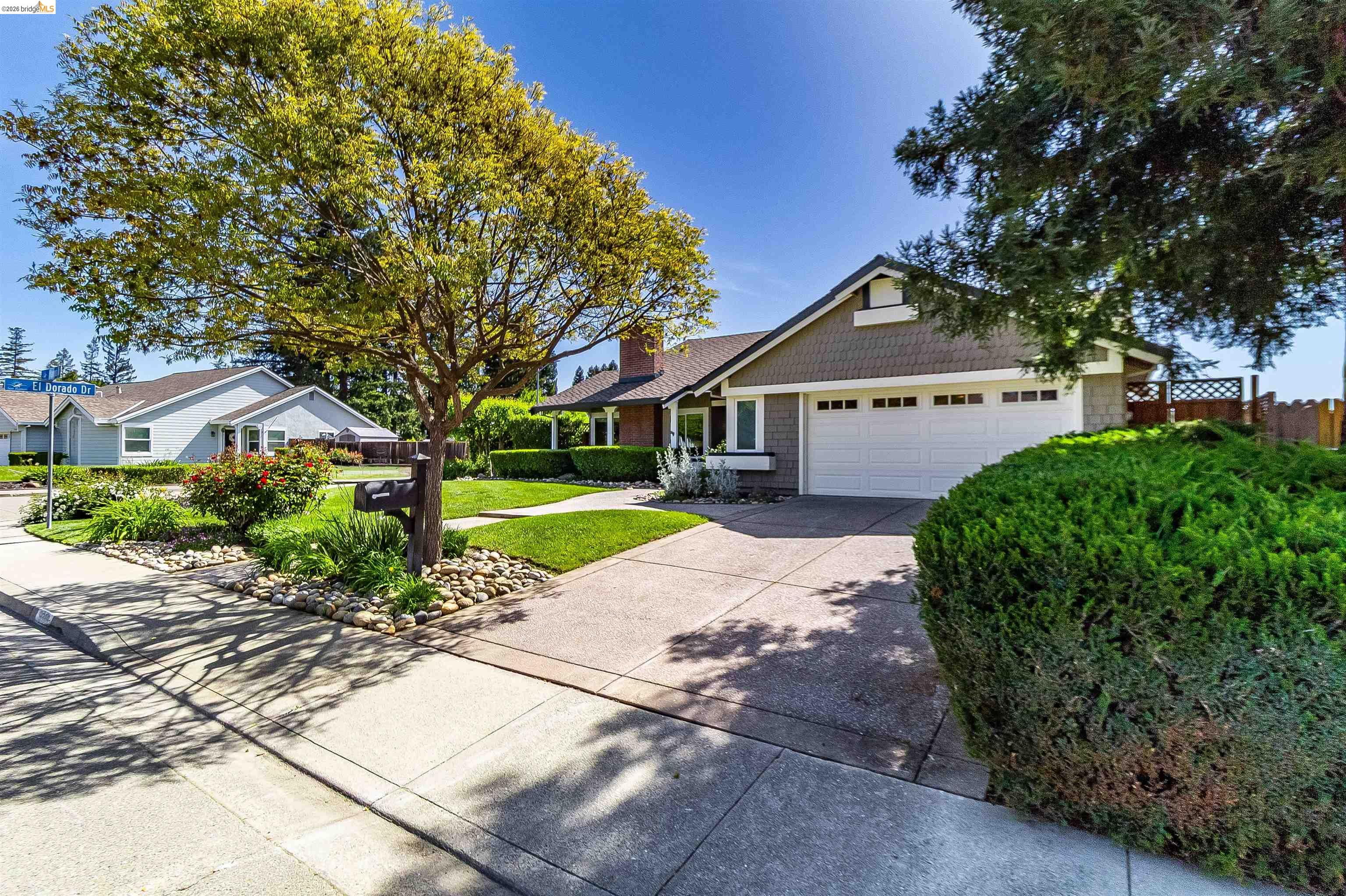 Detail Gallery Image 2 of 41 For 9980 Mangos Dr., San Ramon,  CA 94583 - 3 Beds | 2 Baths