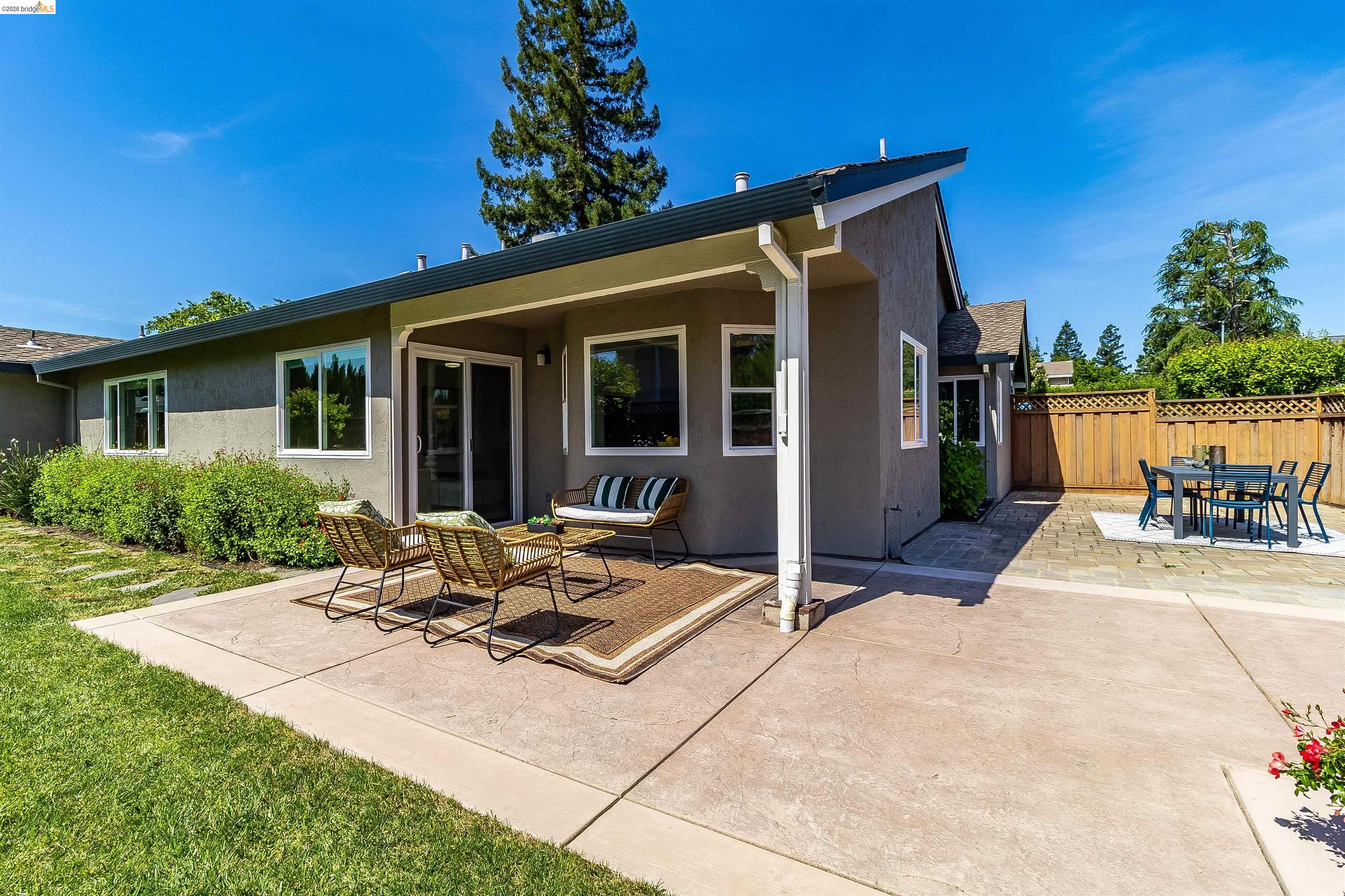 Detail Gallery Image 33 of 41 For 9980 Mangos Dr., San Ramon,  CA 94583 - 3 Beds | 2 Baths