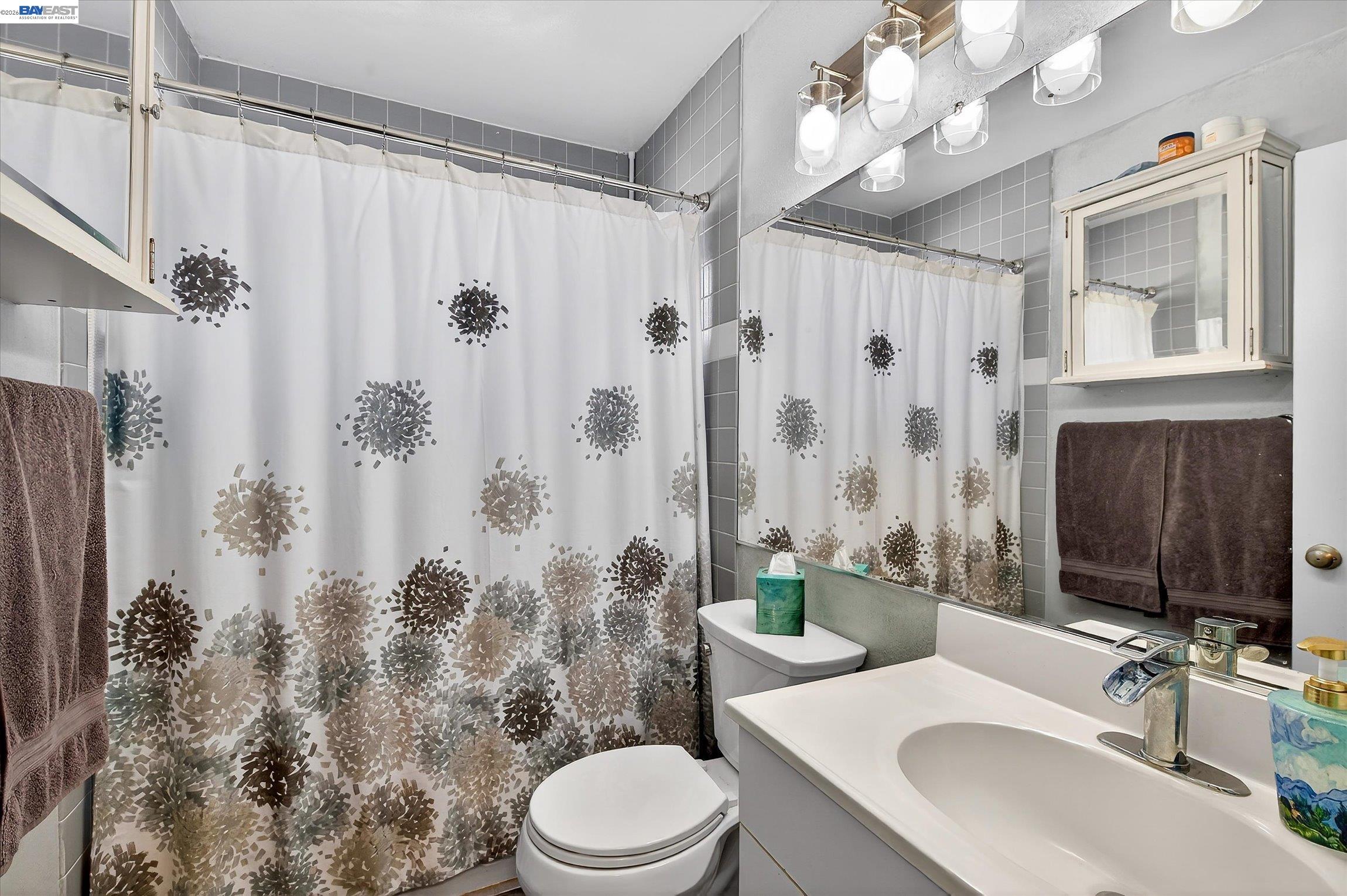 Detail Gallery Image 17 of 24 For 4416 Comanche Way, Pleasanton,  CA 94588 - 3 Beds | 1/1 Baths
