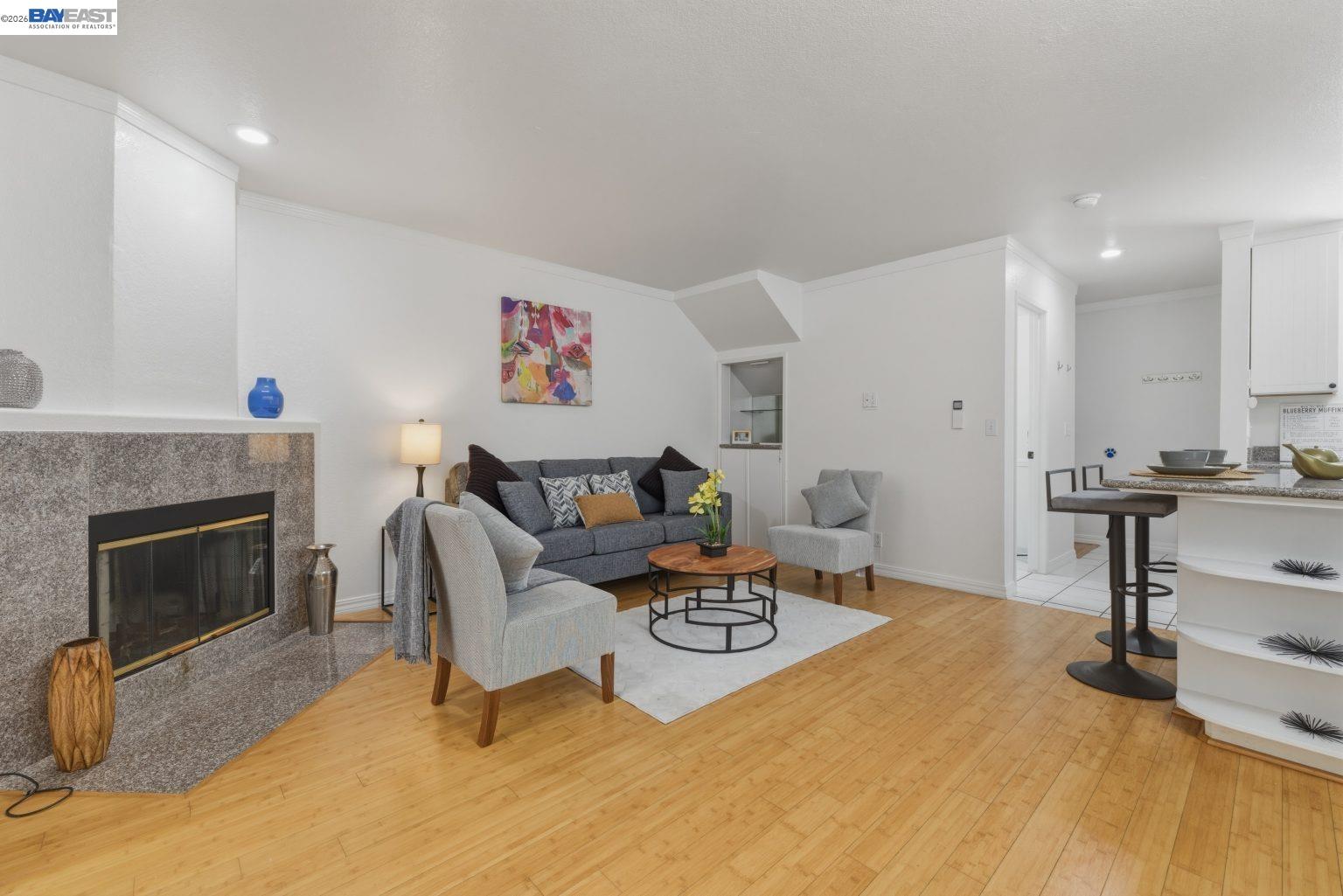 Photo #6: 41131283 Listing: Photo #6