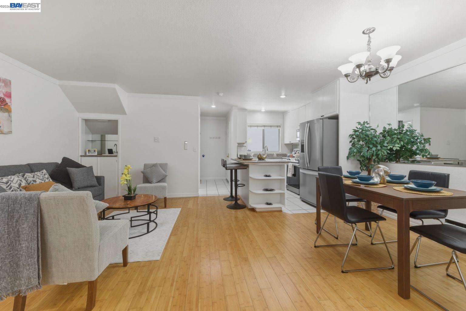 Photo #8: 41131283 Listing: Photo #8