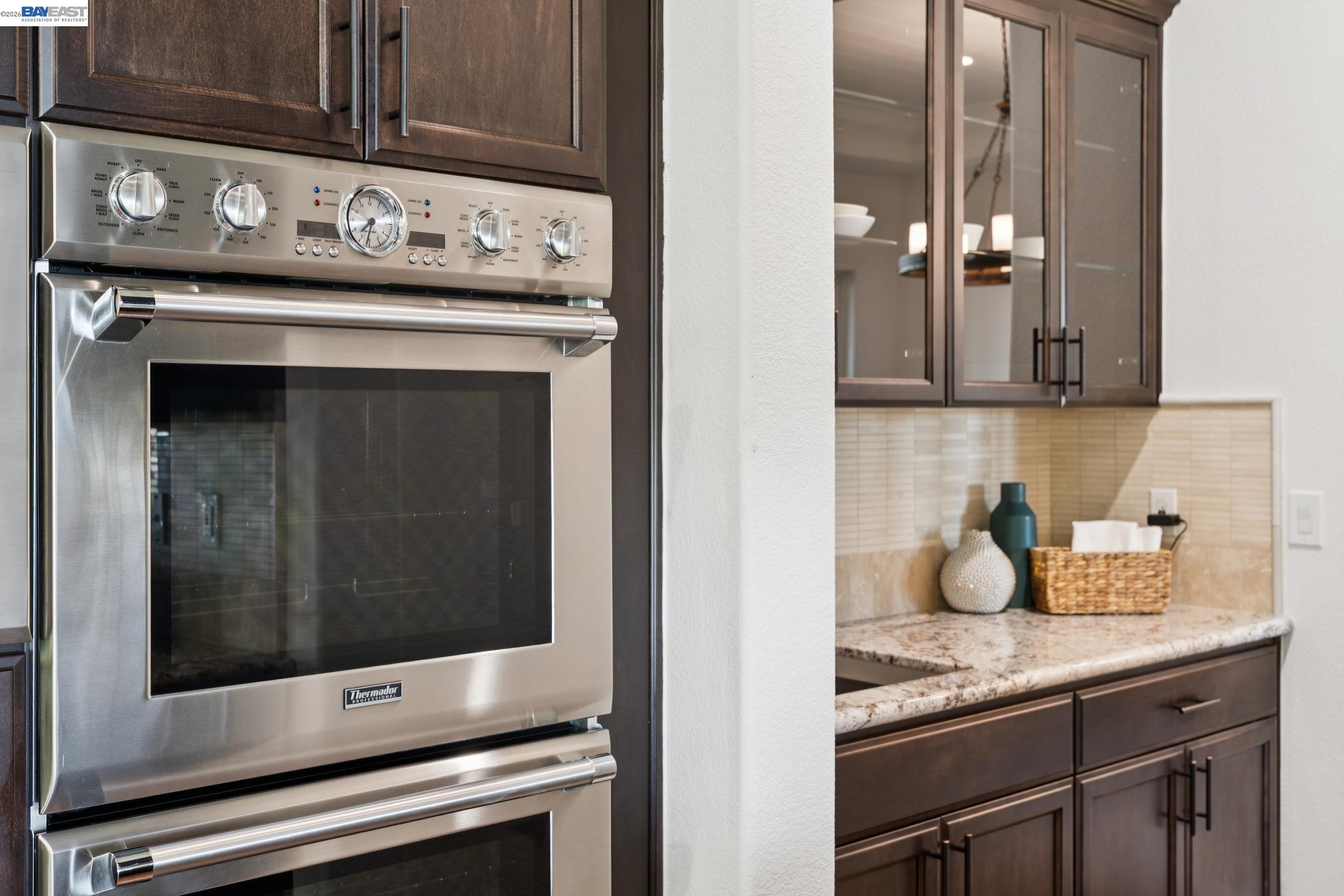 Detail Gallery Image 15 of 60 For 2383 Silver Oaks Ln, Pleasanton,  CA 94566 - 4 Beds | 4/1 Baths