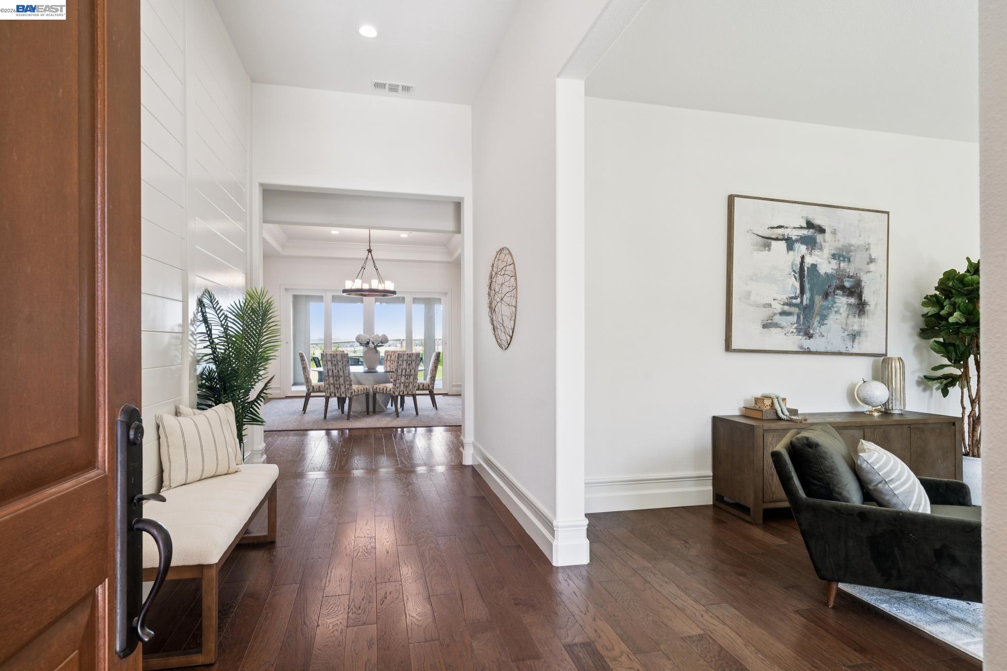 Detail Gallery Image 3 of 60 For 2383 Silver Oaks Ln, Pleasanton,  CA 94566 - 4 Beds | 4/1 Baths