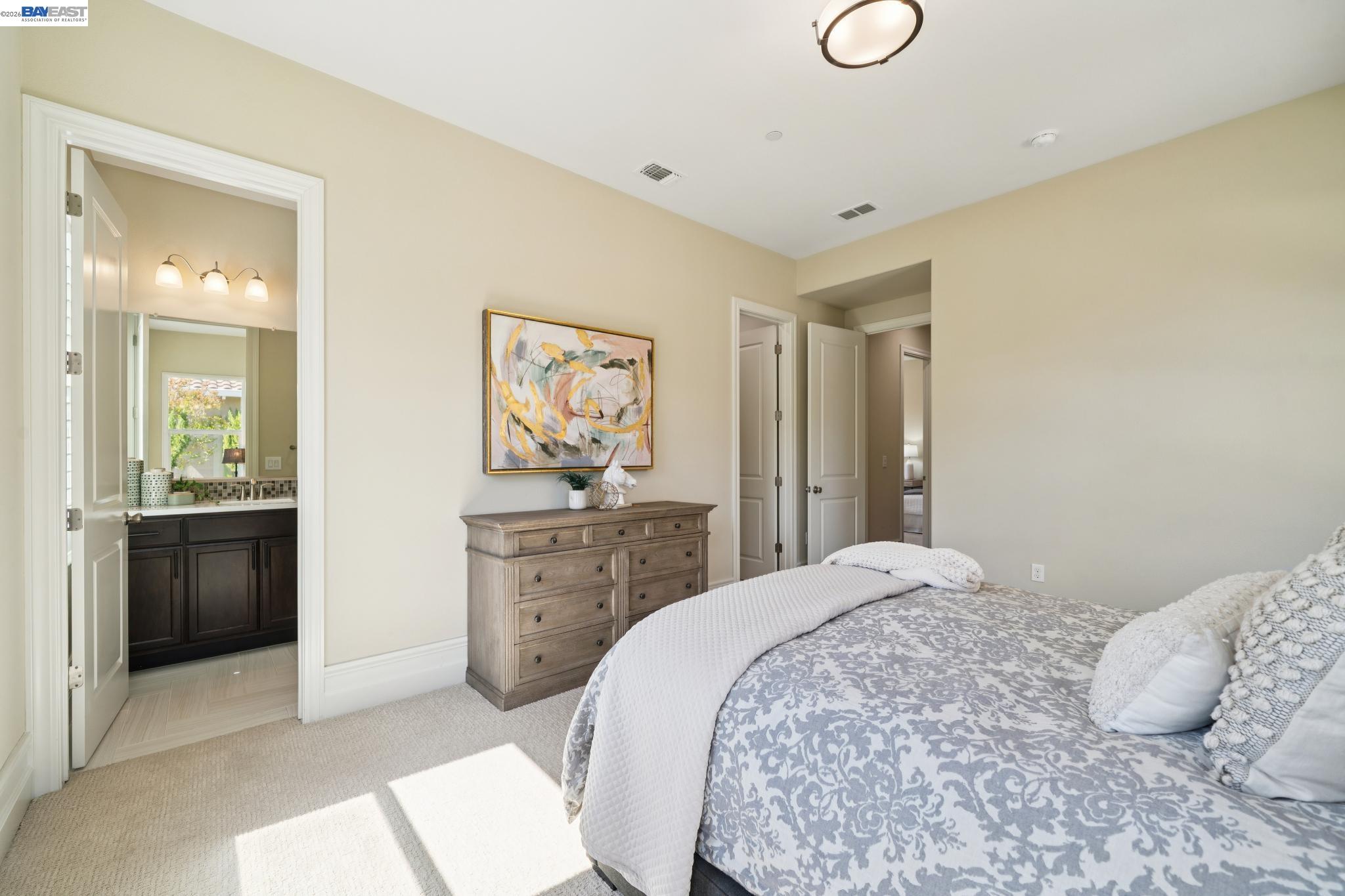 Detail Gallery Image 38 of 60 For 2383 Silver Oaks Ln, Pleasanton,  CA 94566 - 4 Beds | 4/1 Baths
