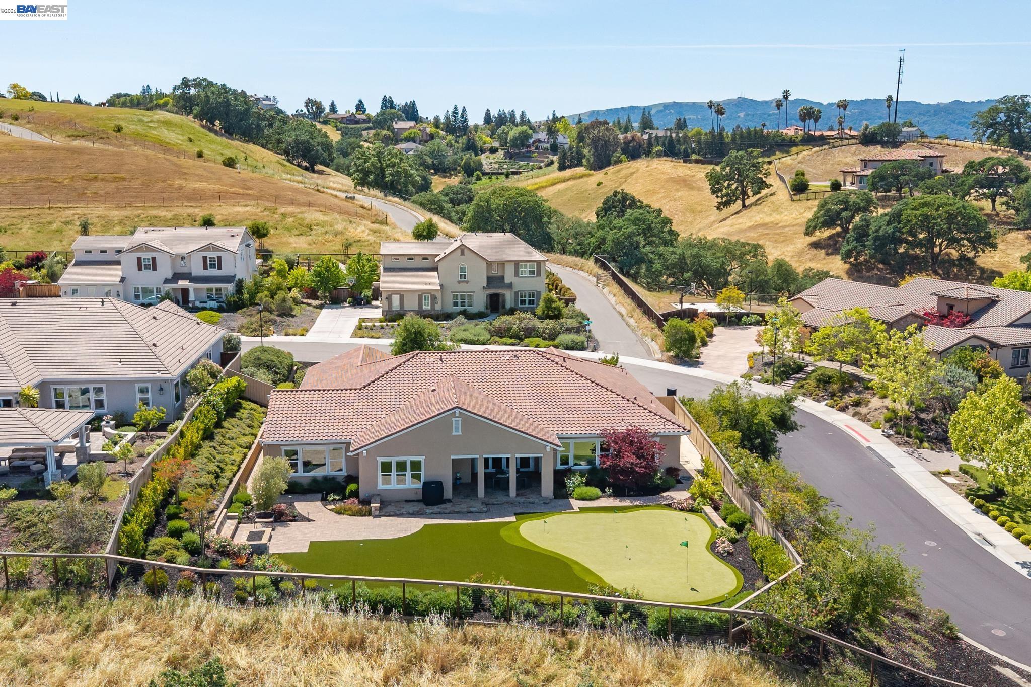 Detail Gallery Image 43 of 60 For 2383 Silver Oaks Ln, Pleasanton,  CA 94566 - 4 Beds | 4/1 Baths