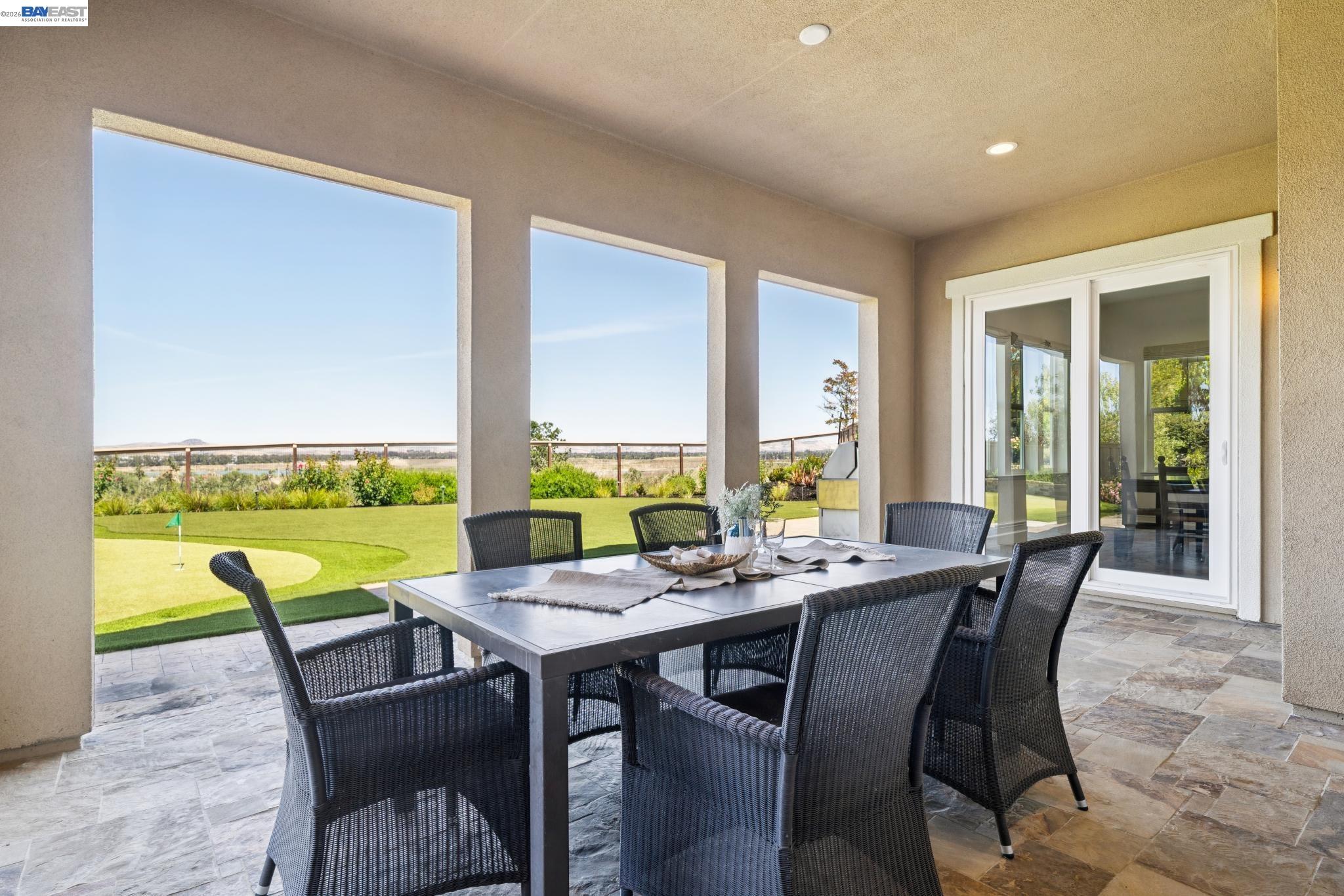 Detail Gallery Image 44 of 60 For 2383 Silver Oaks Ln, Pleasanton,  CA 94566 - 4 Beds | 4/1 Baths