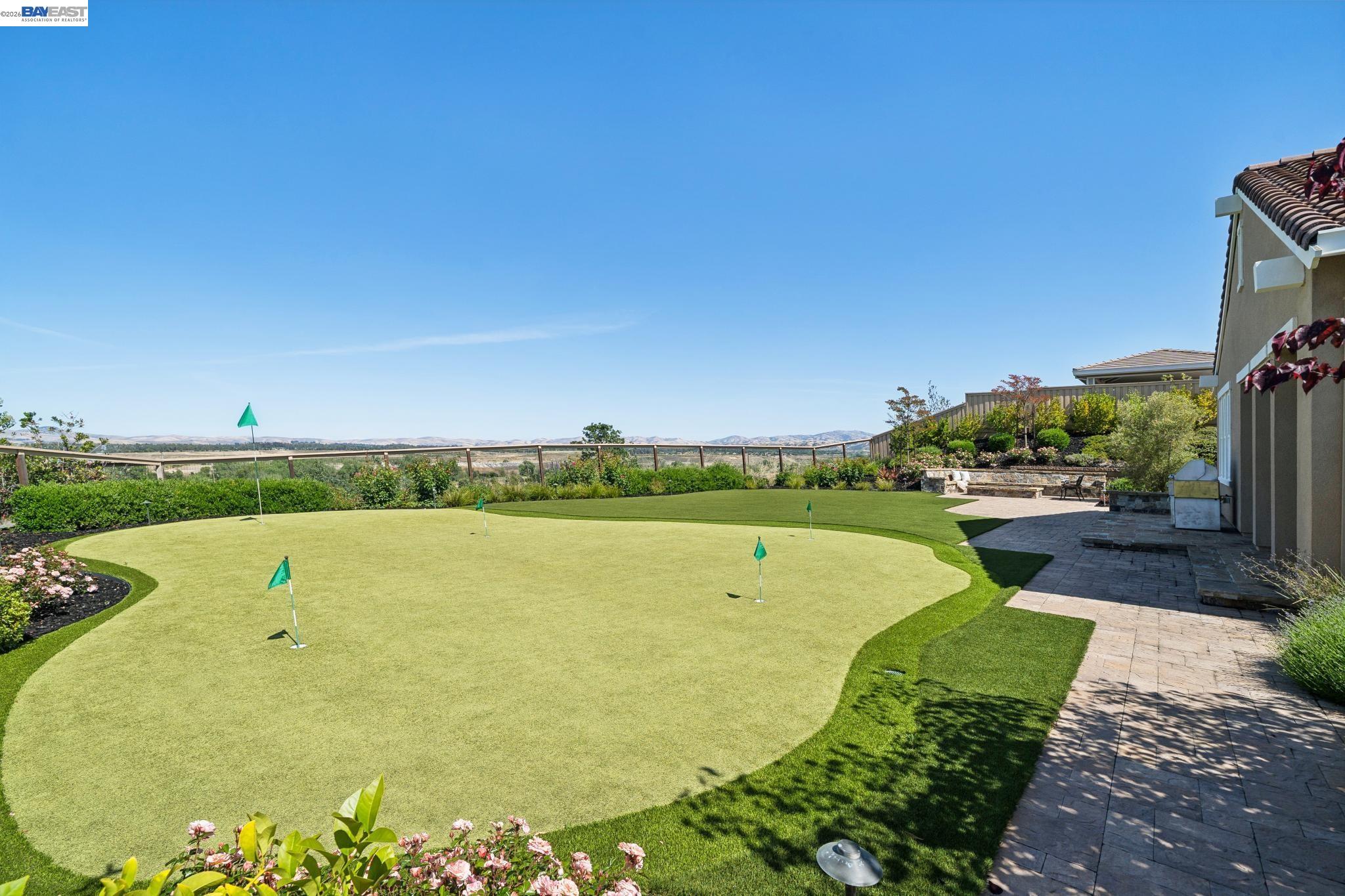 Detail Gallery Image 48 of 60 For 2383 Silver Oaks Ln, Pleasanton,  CA 94566 - 4 Beds | 4/1 Baths