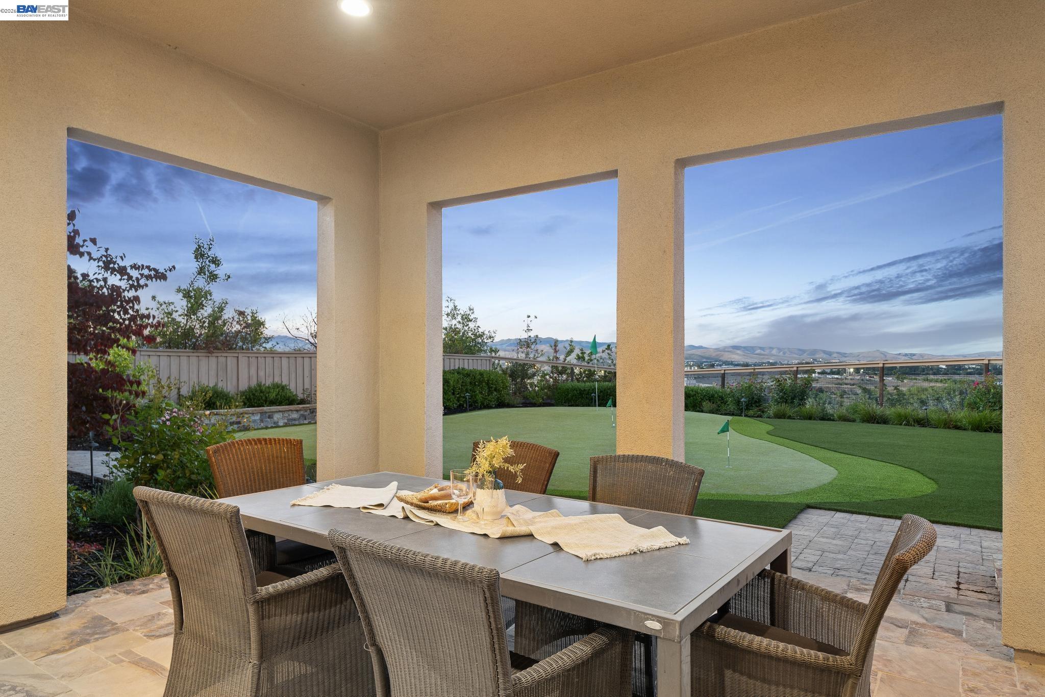 Detail Gallery Image 52 of 60 For 2383 Silver Oaks Ln, Pleasanton,  CA 94566 - 4 Beds | 4/1 Baths