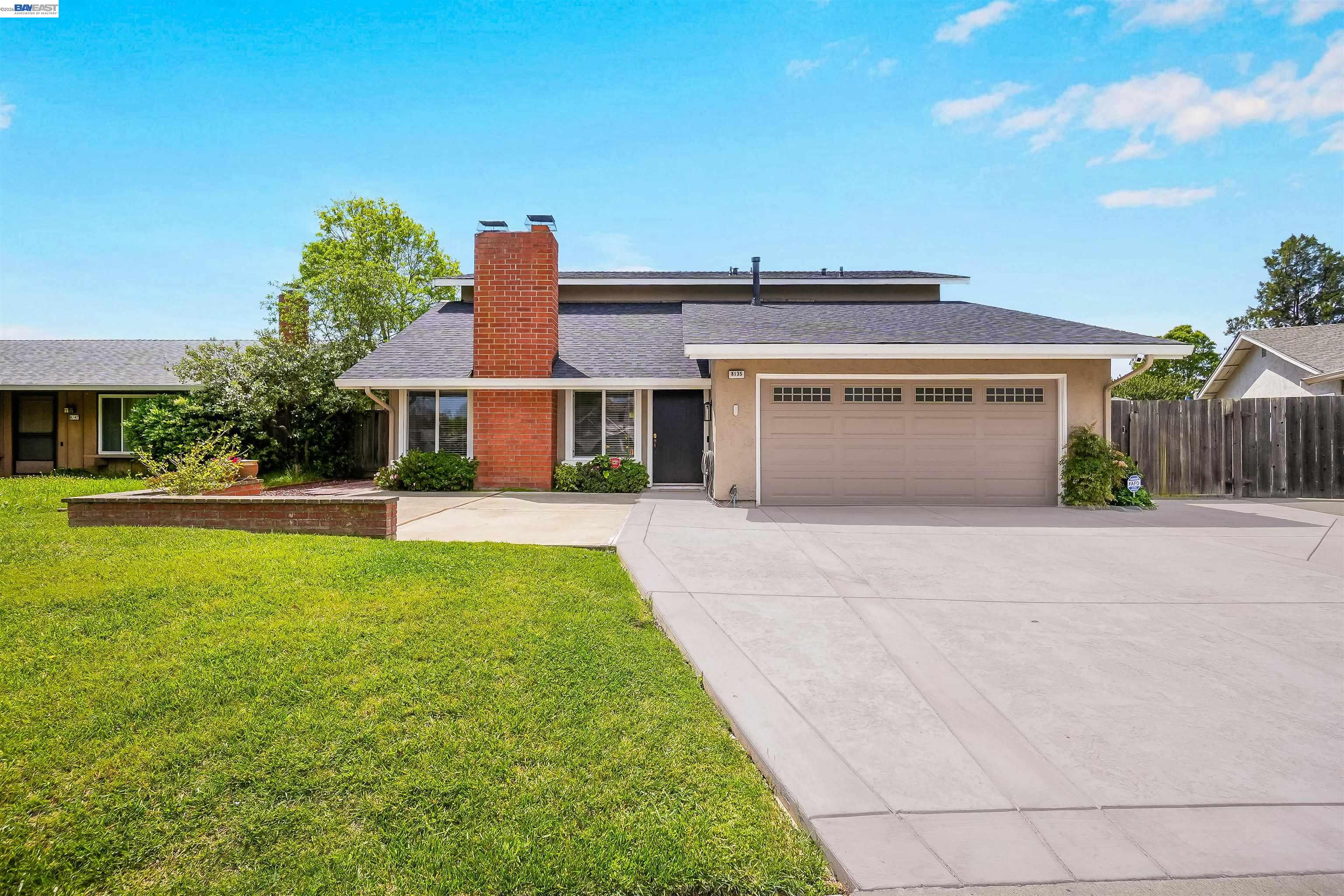 Detail Gallery Image 2 of 51 For 8135 Merion Dr, Newark,  CA 94560 - 4 Beds | 2/1 Baths