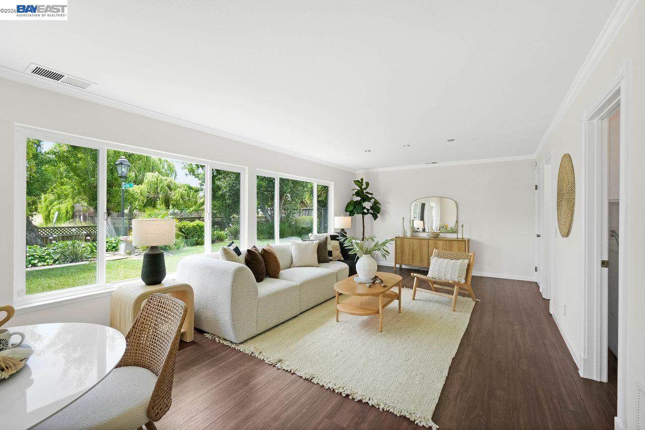 Detail Gallery Image 23 of 51 For 8135 Merion Dr, Newark,  CA 94560 - 4 Beds | 2/1 Baths