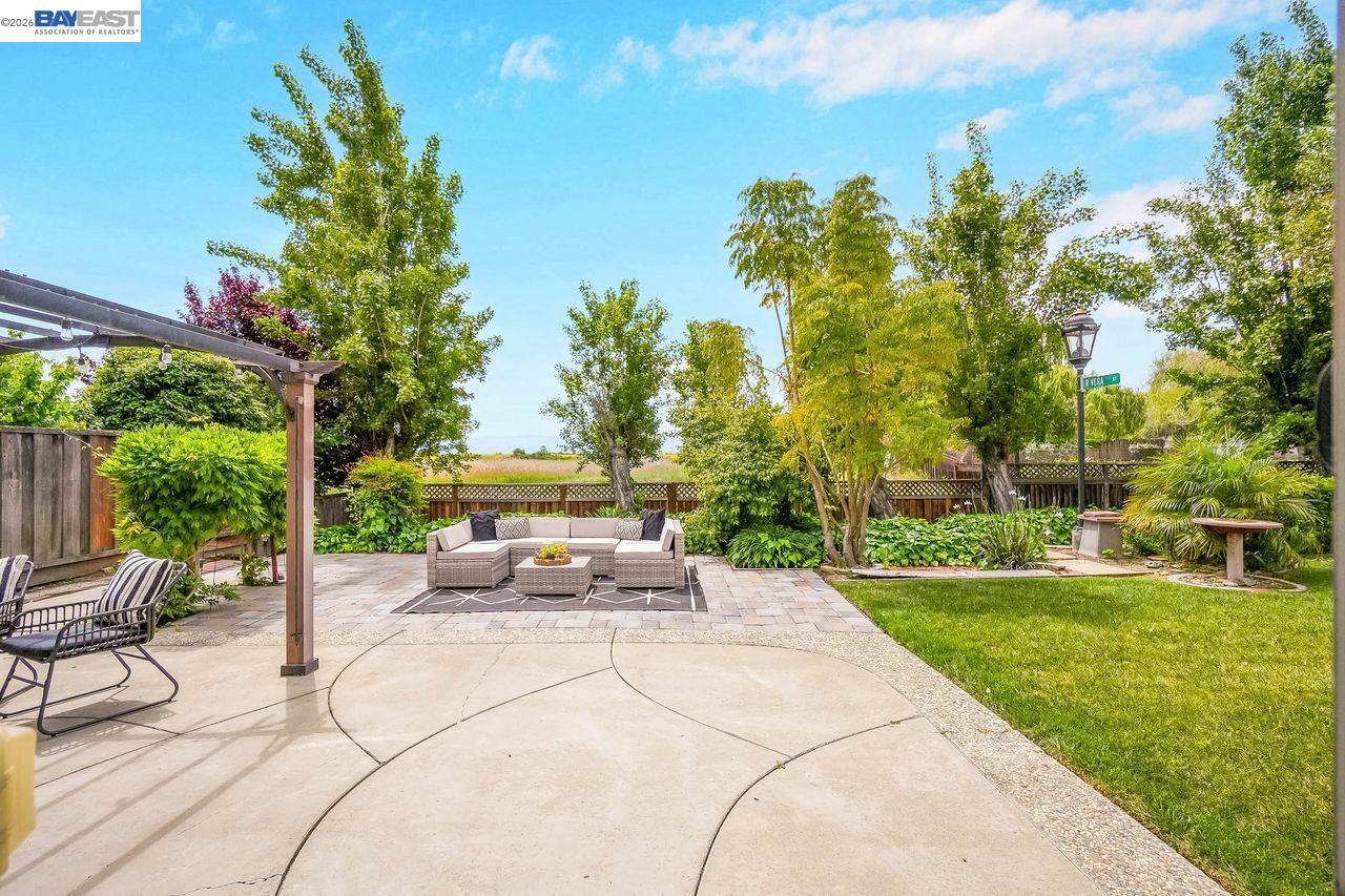 Detail Gallery Image 38 of 51 For 8135 Merion Dr, Newark,  CA 94560 - 4 Beds | 2/1 Baths