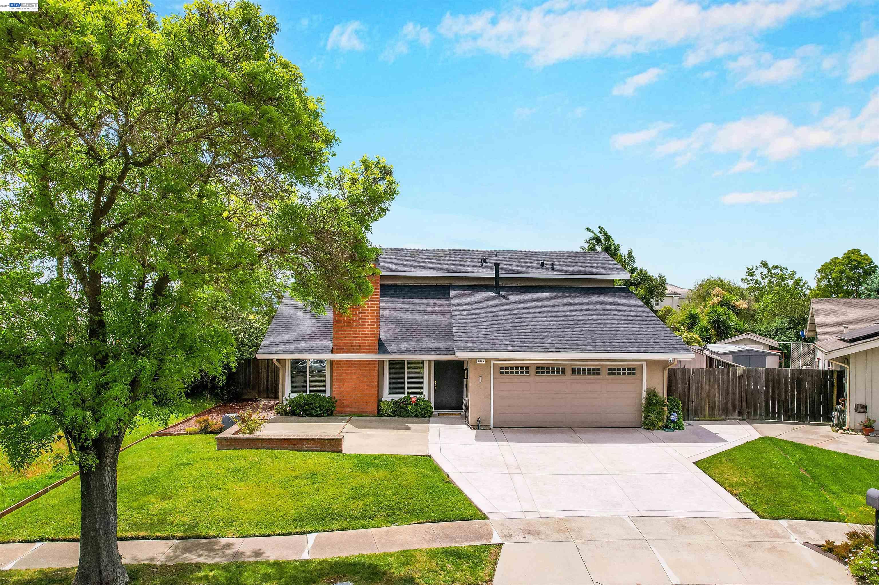 Detail Gallery Image 6 of 51 For 8135 Merion Dr, Newark,  CA 94560 - 4 Beds | 2/1 Baths