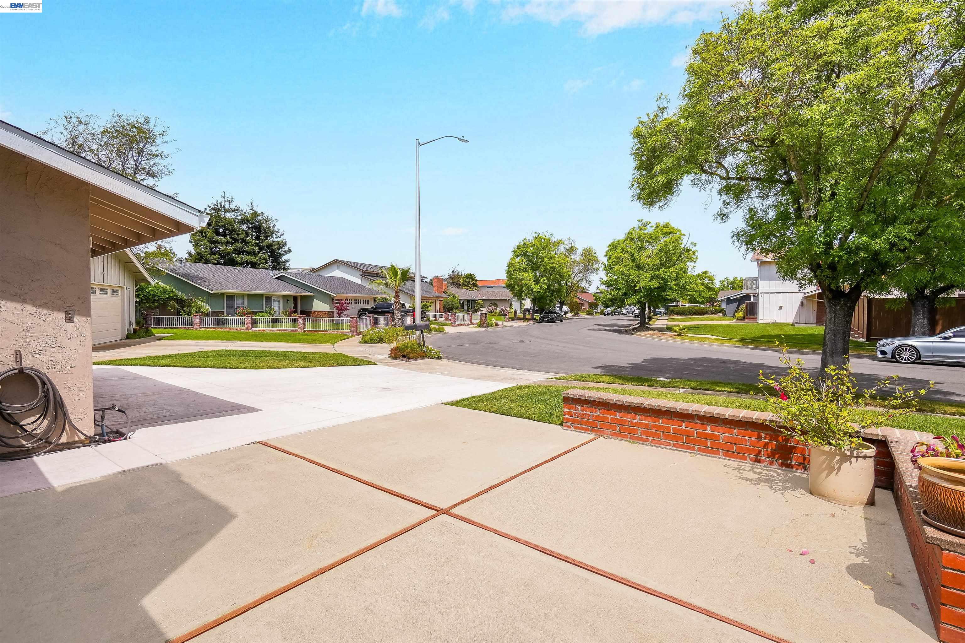 Detail Gallery Image 7 of 51 For 8135 Merion Dr, Newark,  CA 94560 - 4 Beds | 2/1 Baths