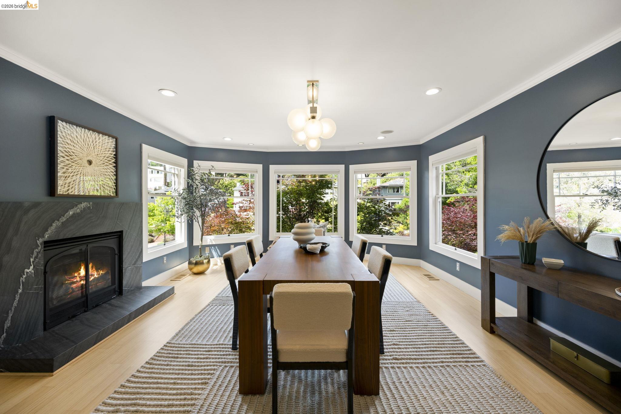 683 Mandana Blvd., Oakland, CA, 94610