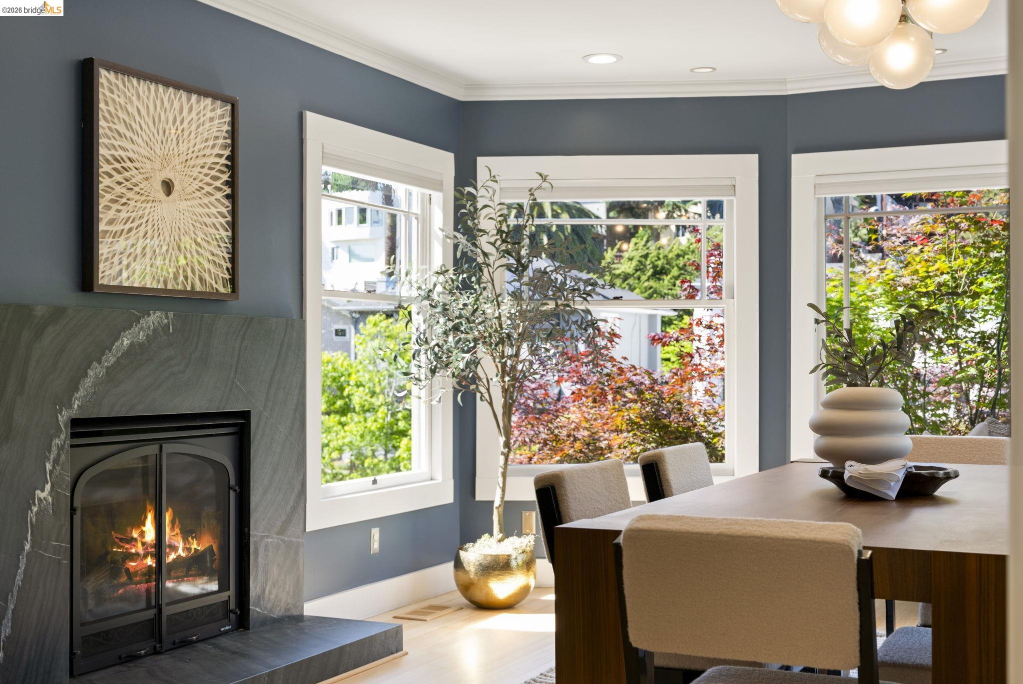 683 Mandana Blvd., Oakland, CA, 94610