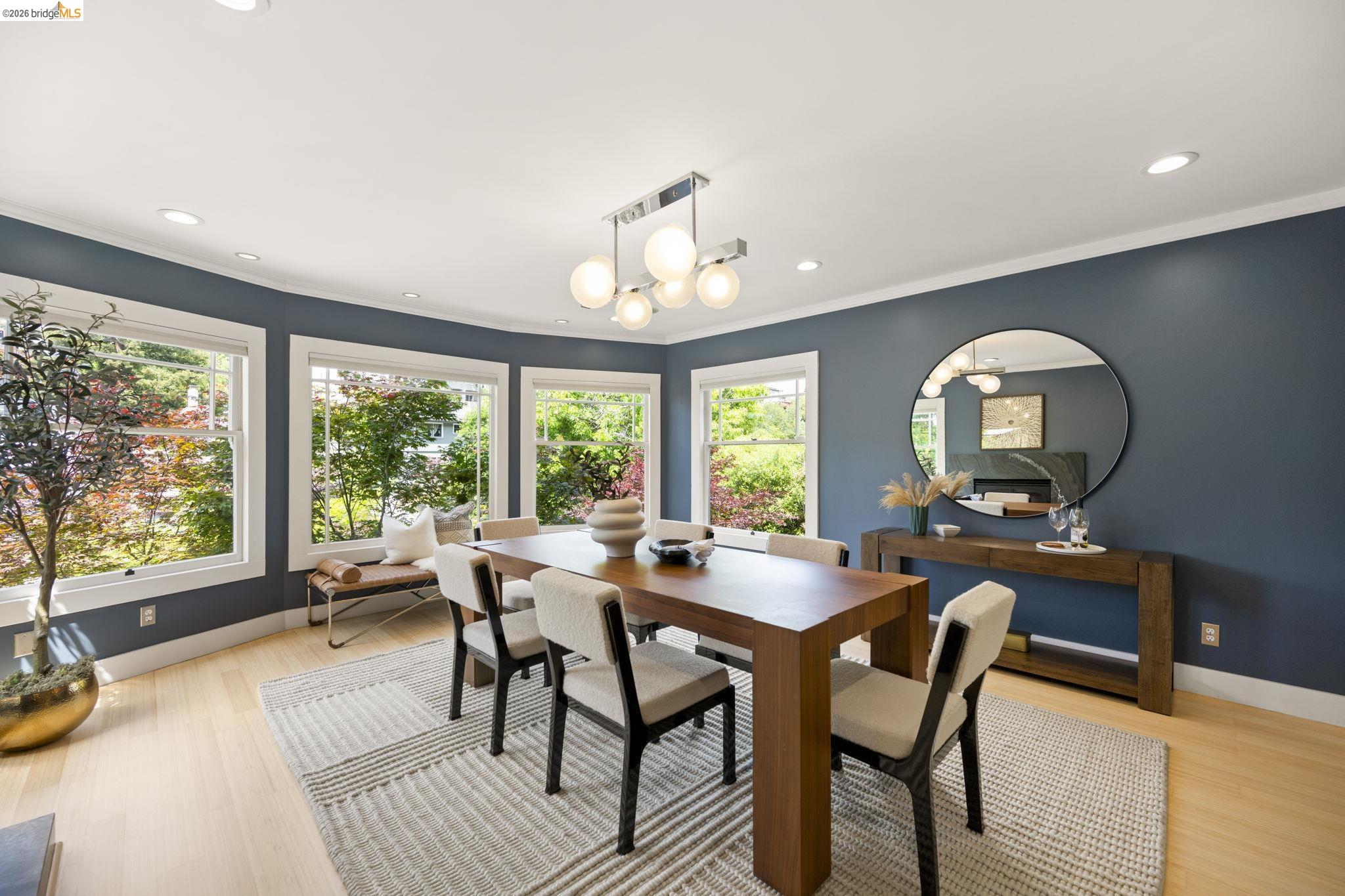 683 Mandana Blvd., Oakland, CA, 94610