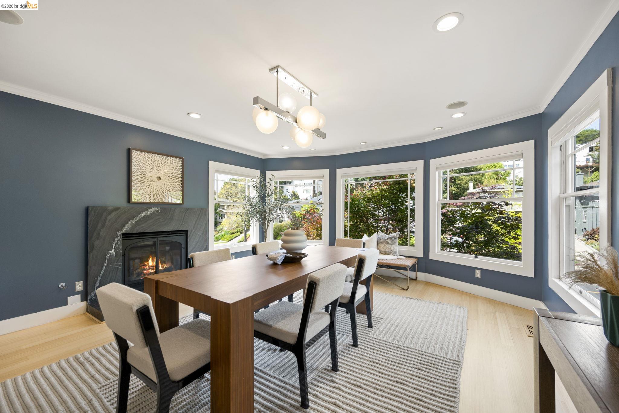 683 Mandana Blvd., Oakland, CA, 94610