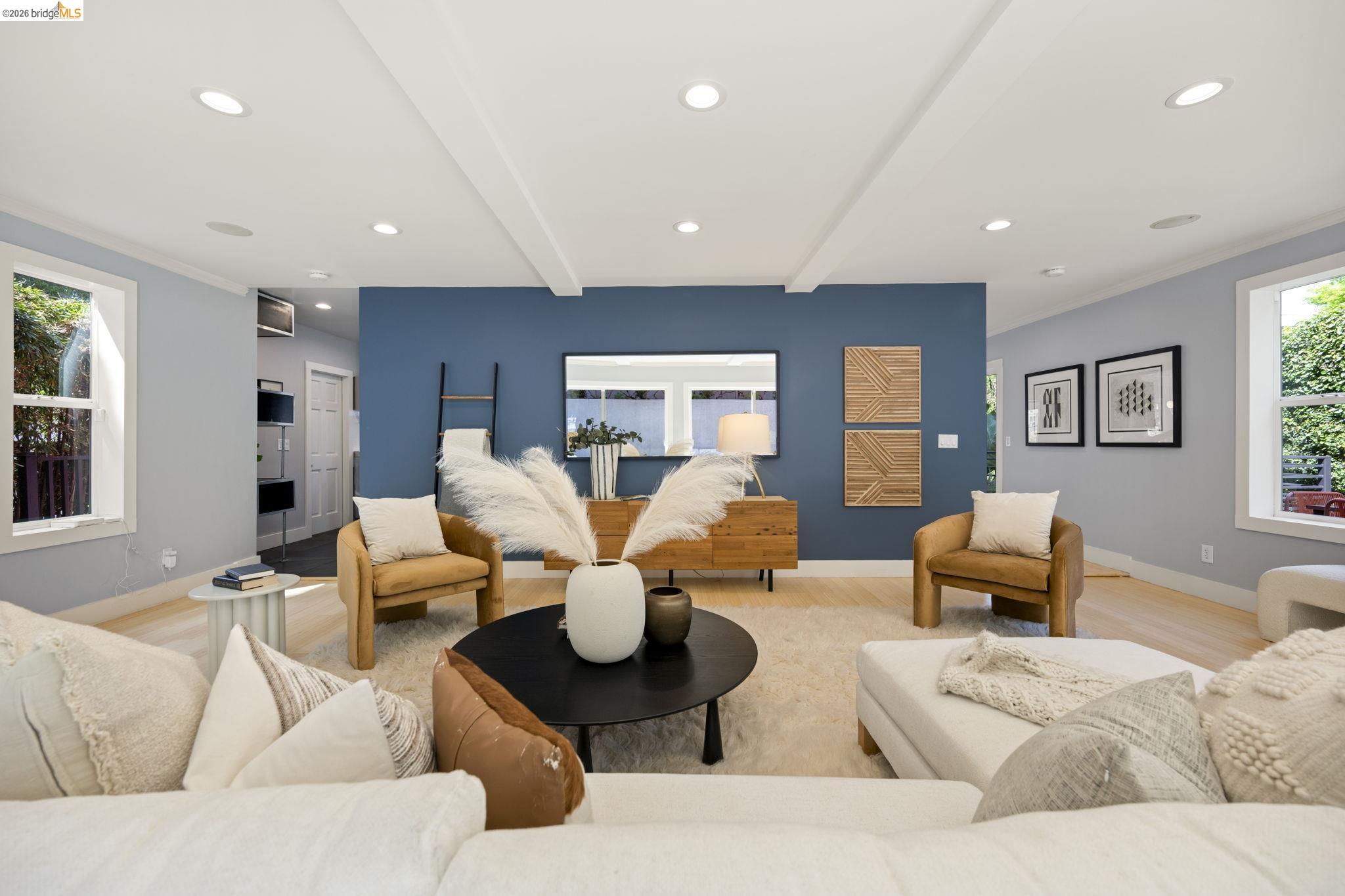 683 Mandana Blvd., Oakland, CA, 94610