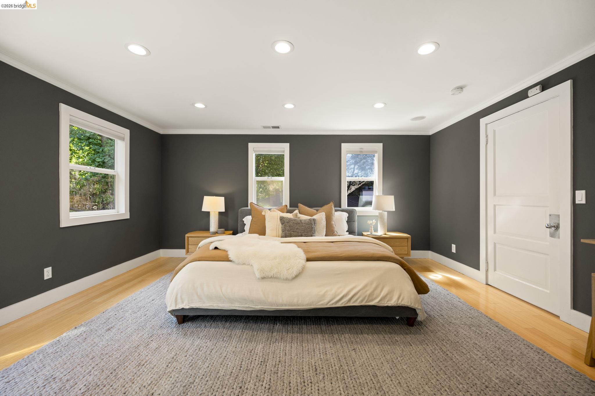 683 Mandana Blvd., Oakland, CA, 94610