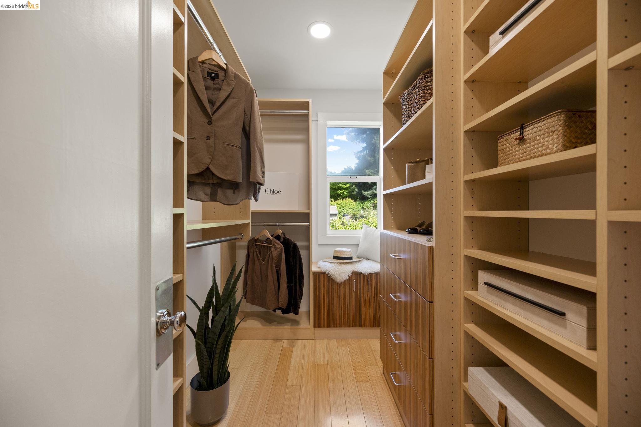 683 Mandana Blvd., Oakland, CA, 94610