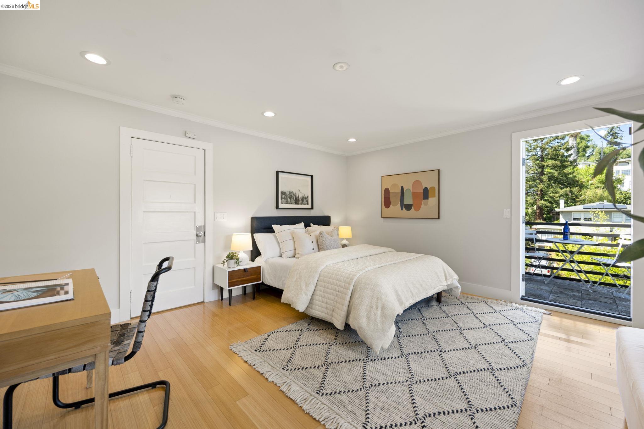 683 Mandana Blvd., Oakland, CA, 94610