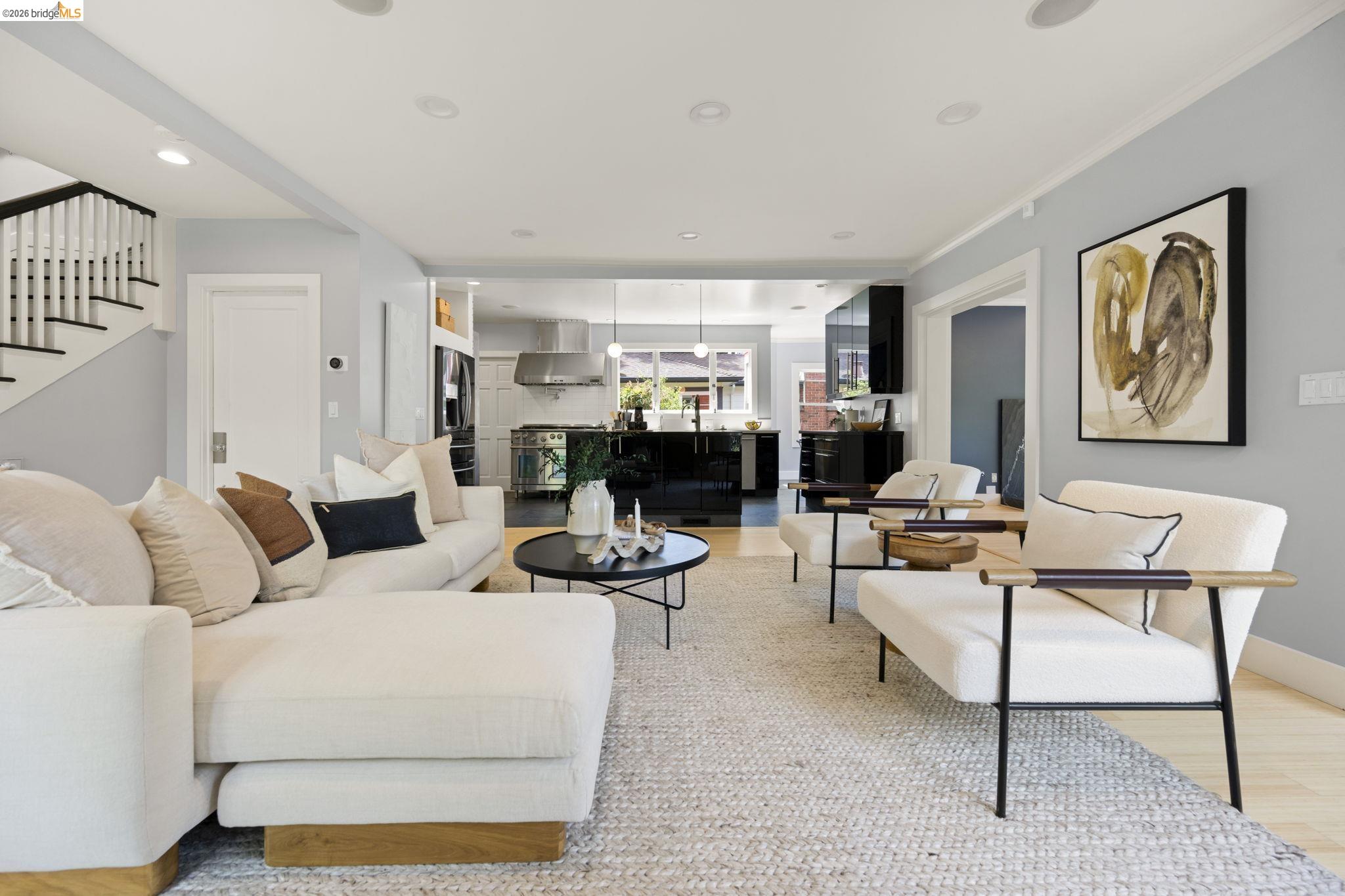 683 Mandana Blvd., Oakland, CA, 94610