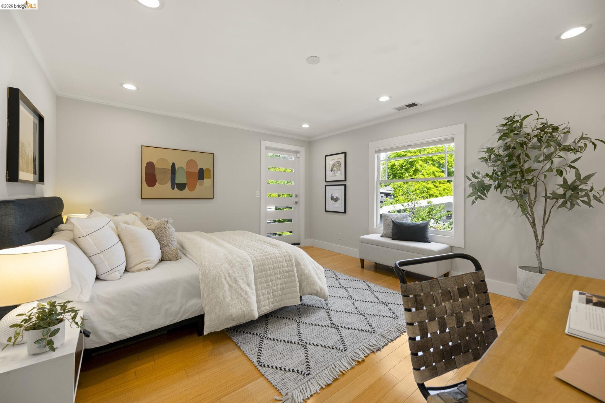 683 Mandana Blvd., Oakland, CA, 94610