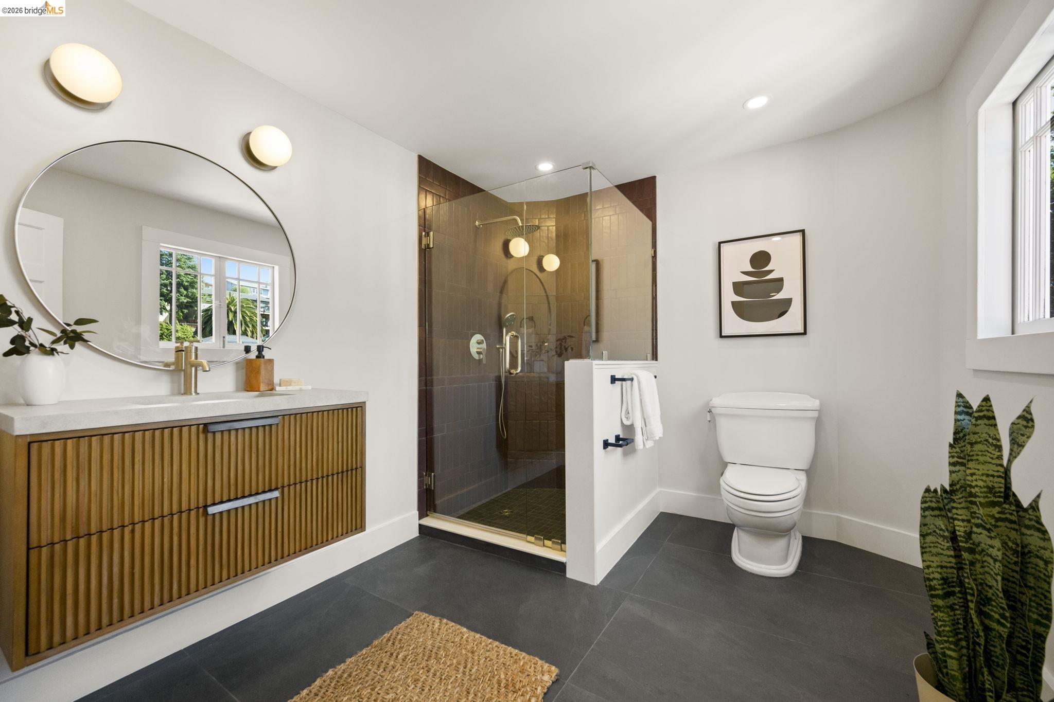 683 Mandana Blvd., Oakland, CA, 94610